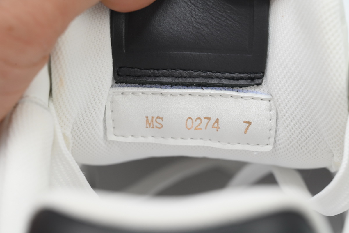 Louis Vuitton Trainer Black White Embossed