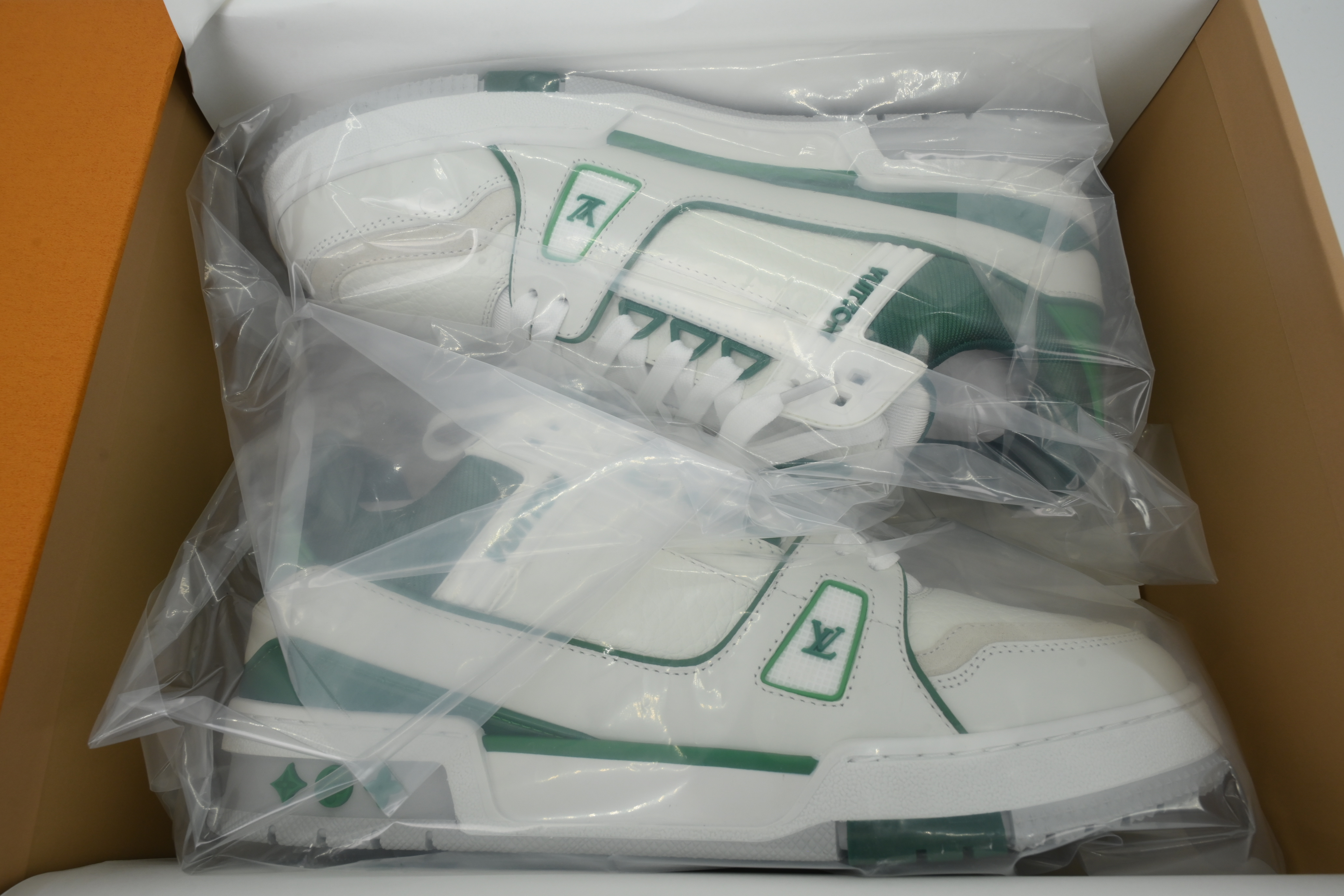 Louis Vuitton Trainer New White Green