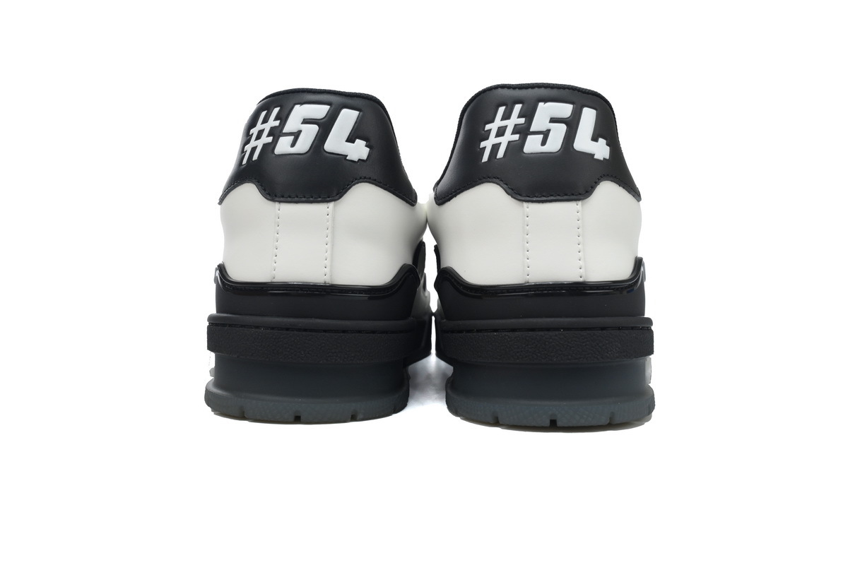 Louis Vuitton Trainer White and Black