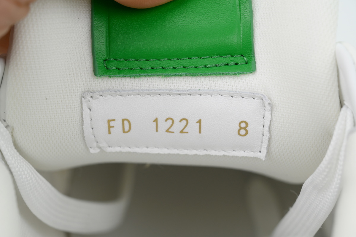 Louis Vuitton Trainer White Green Embossed