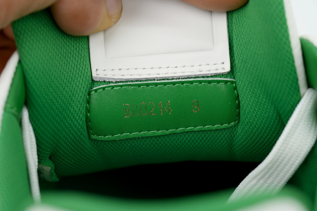 Louis Vuitton Trainer White Green Leather