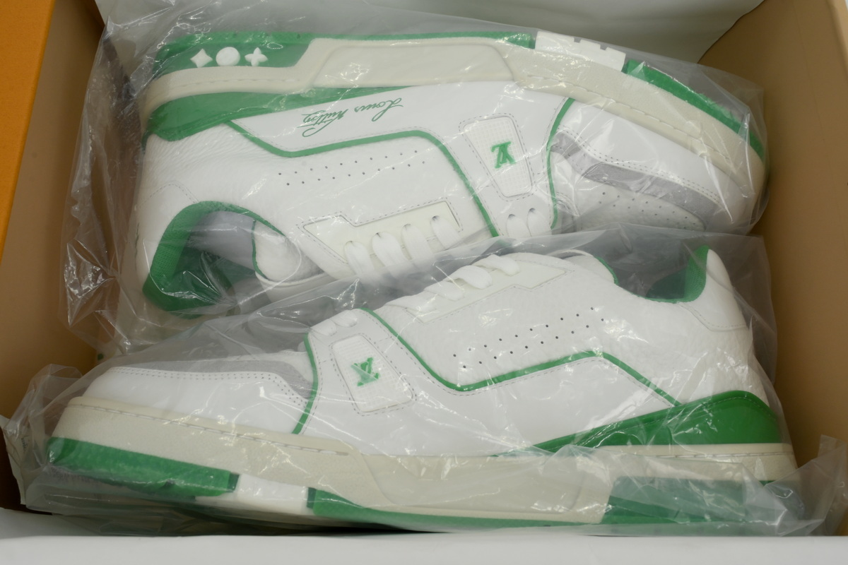 Louis Vuitton Trainer White Green Leather