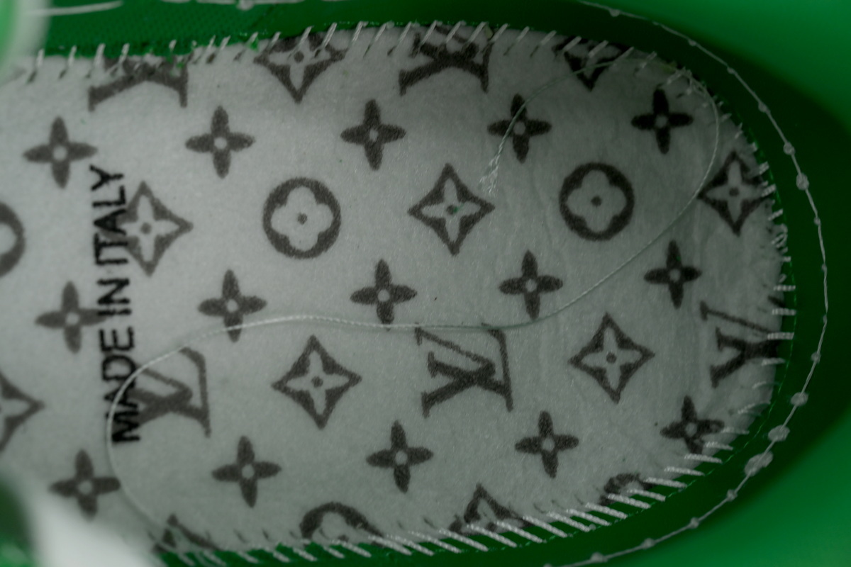 Louis Vuitton Trainer White Green Leather