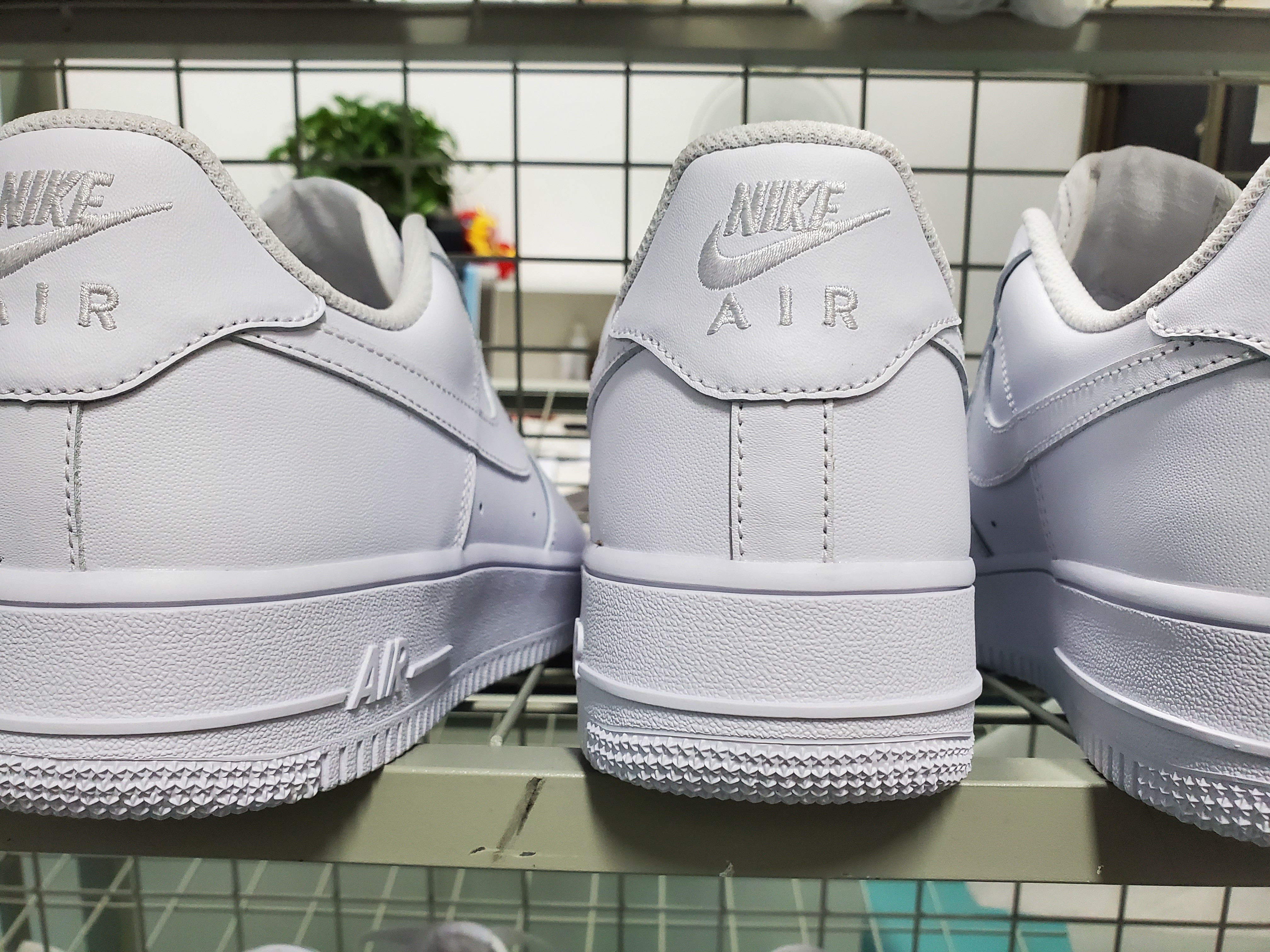 Nike Air Force 1 07 Low Cloud White CW2288-111