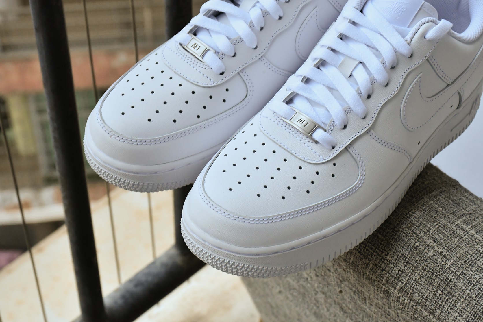 Nike Air Force 1 07 Low Cloud White CW2288-111