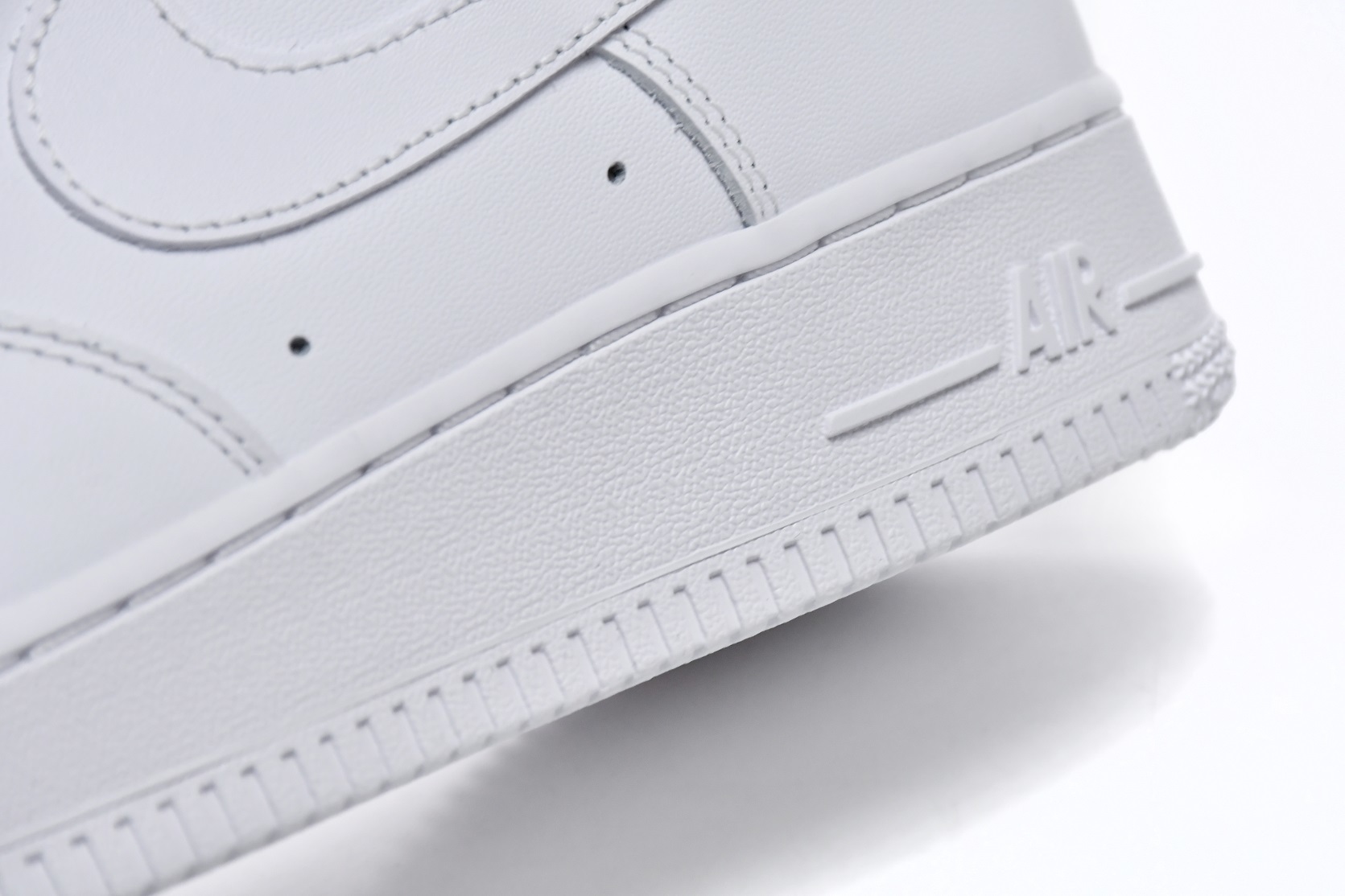 Nike Air Force 1 07 Low Cloud White CW2288-111