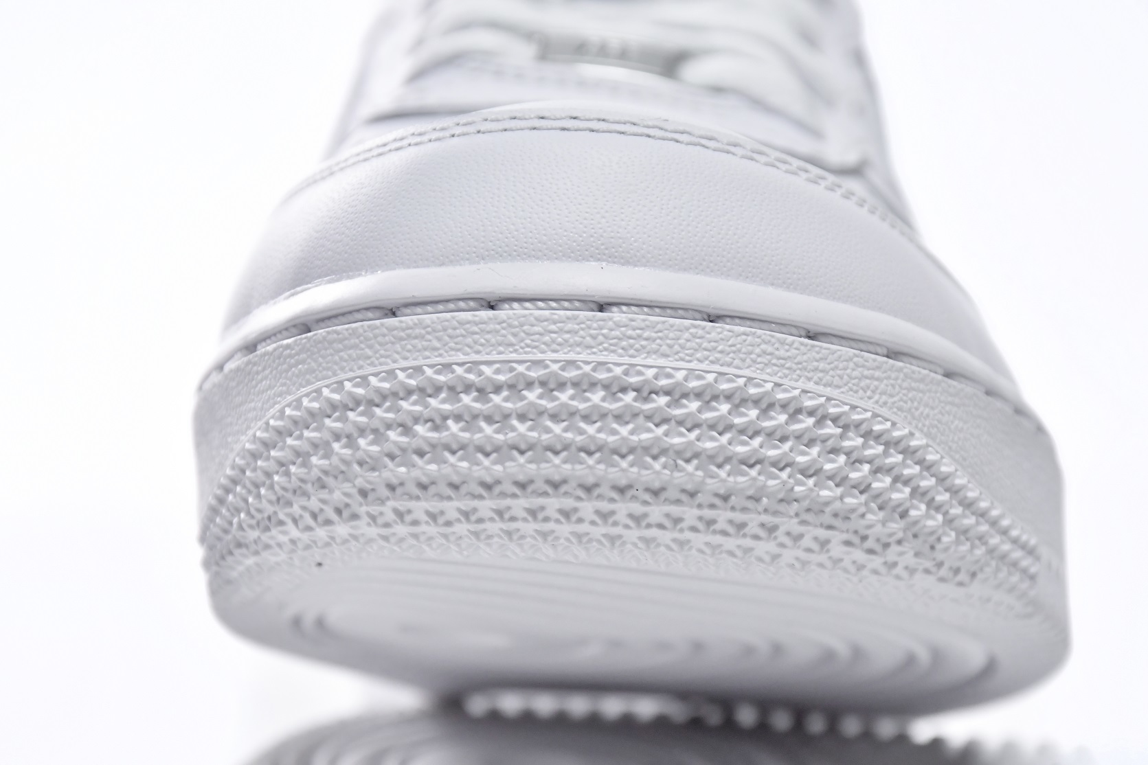 Nike Air Force 1 07 Low Cloud White CW2288-111