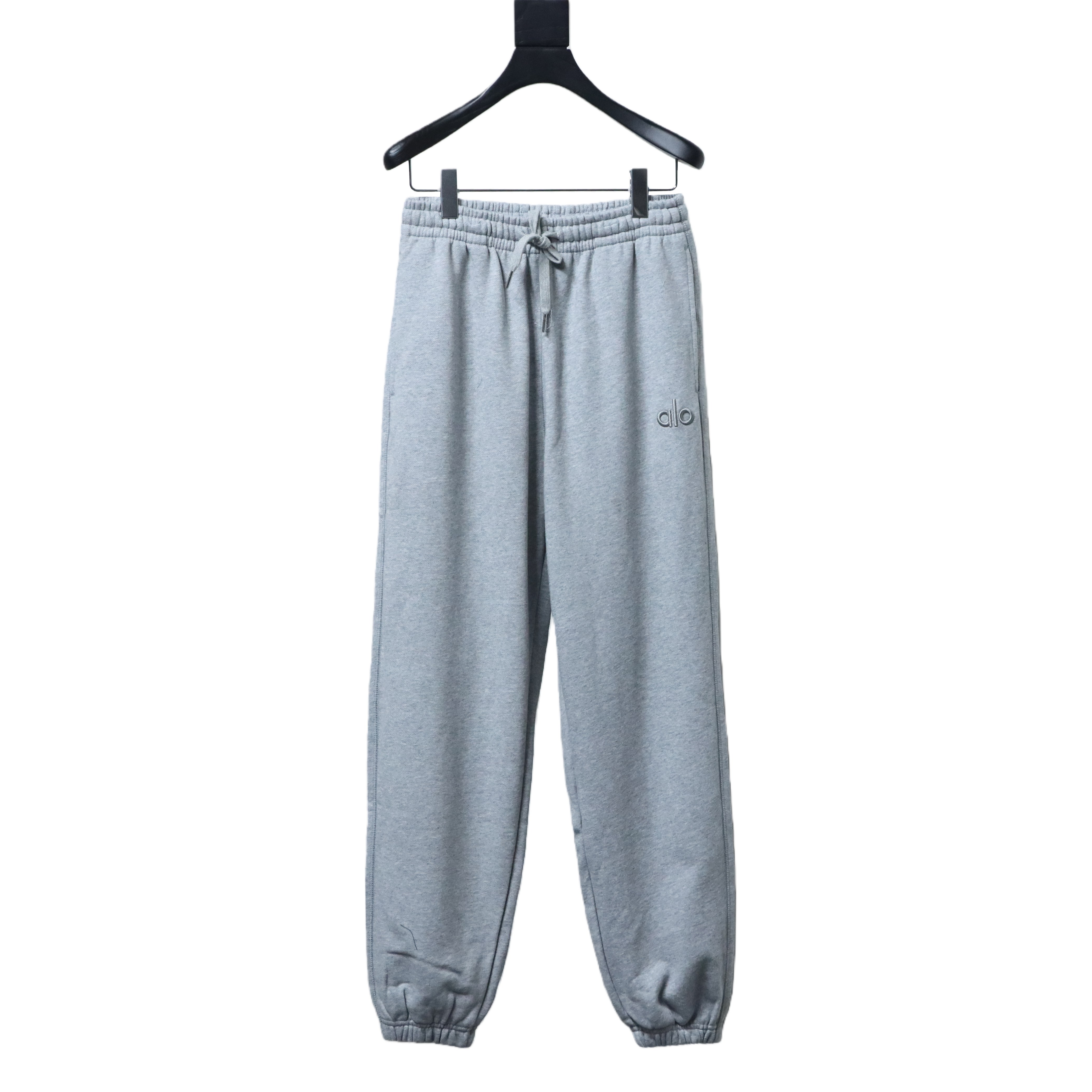 ALO  Minimal Logo Cotton Pants with Rear Pocket Logo Patch