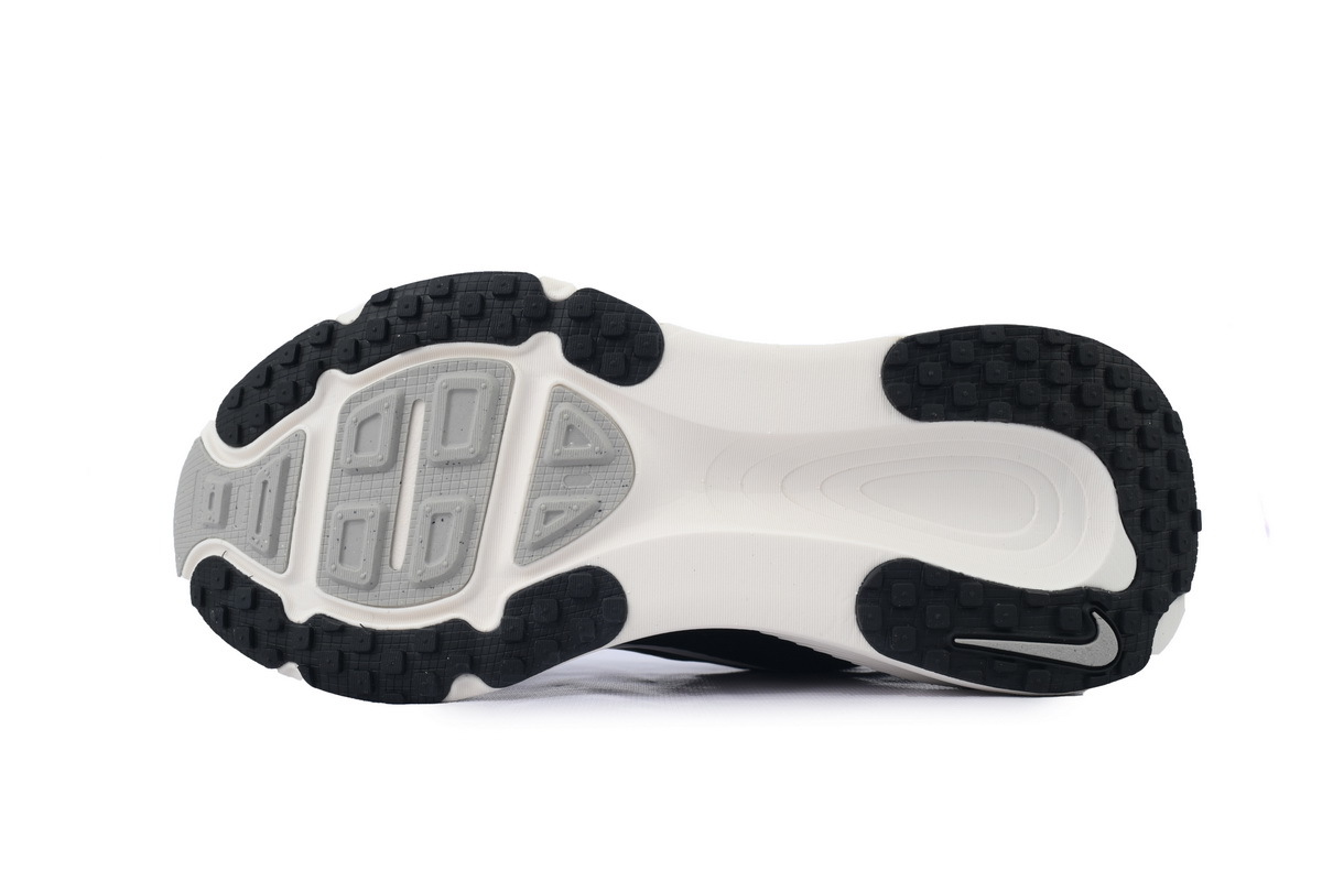 Nike Vomero 18 Black HM6803-007