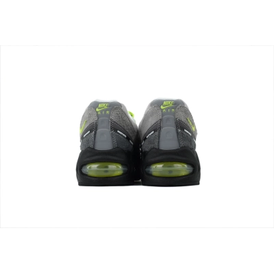 Undefeated x Nike Air Max 95 'Geo Exclusive - NYC Neon' IB4523-004 02
