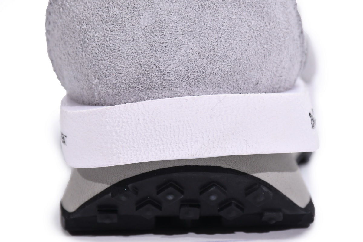 Fragment Design x Sacai x Nike LDWaffle Light Smoke Gre DH2684-001