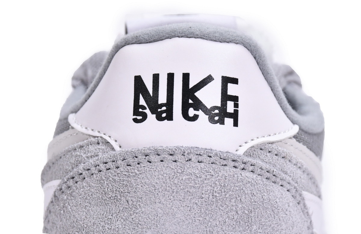 Fragment Design x Sacai x Nike LDWaffle Light Smoke Gre DH2684-001