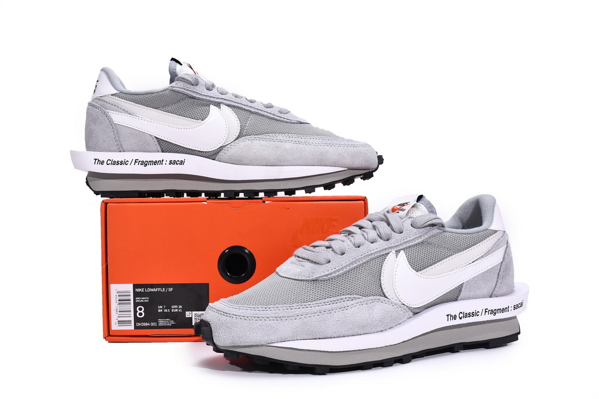 Fragment Design x Sacai x Nike LDWaffle Light Smoke Gre DH2684-001