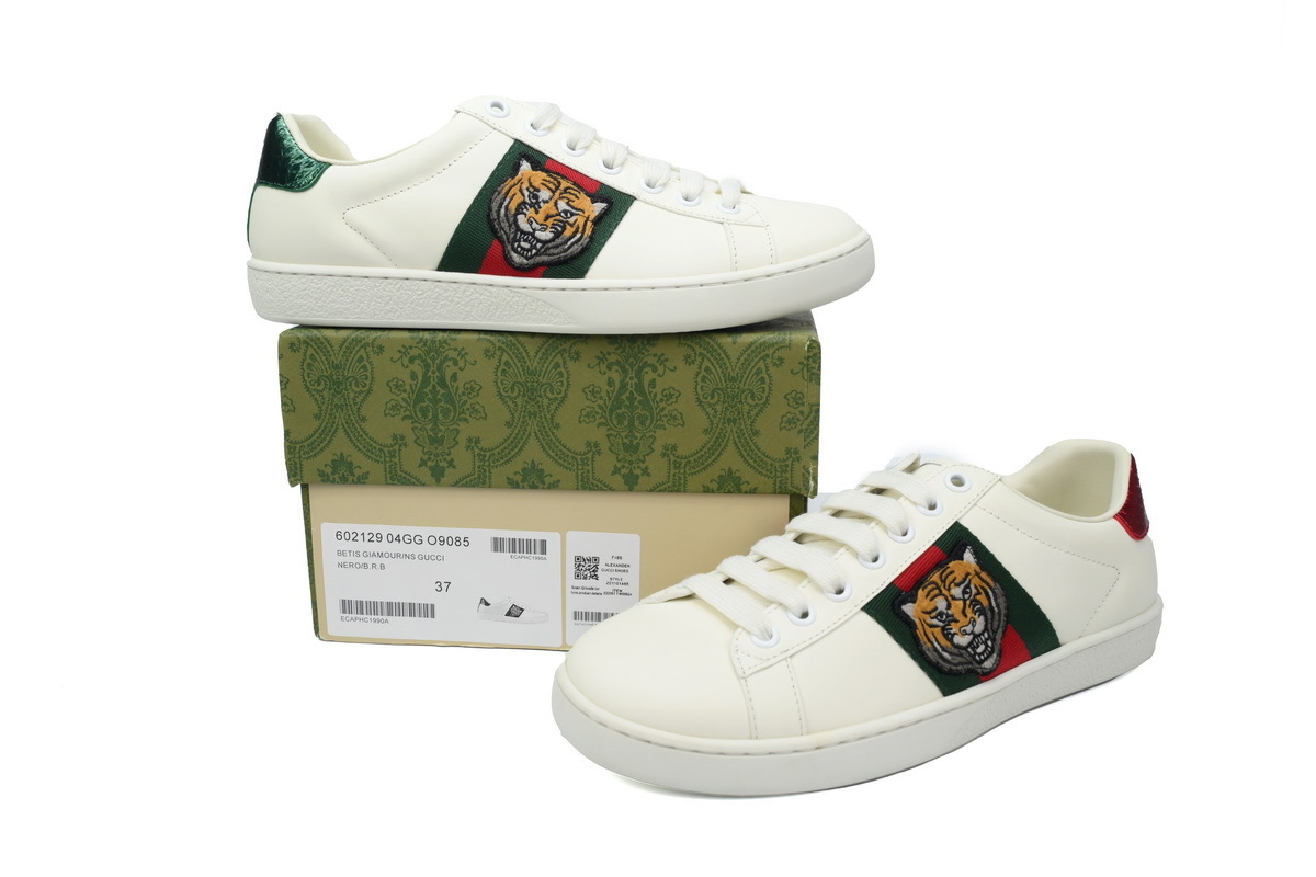 Gucci Ace Leather Sneakers 'Tiger Embroidery'
