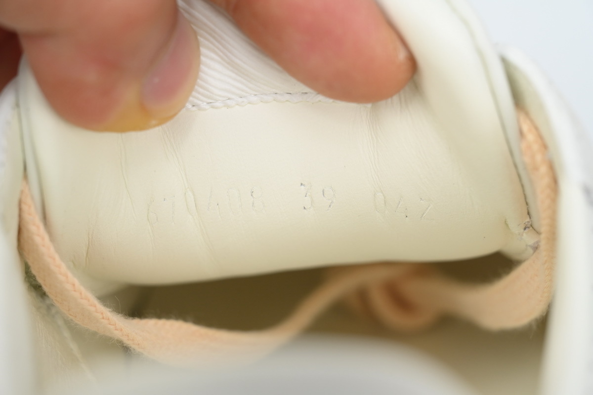 Gucci Chunky B 'White Pink'