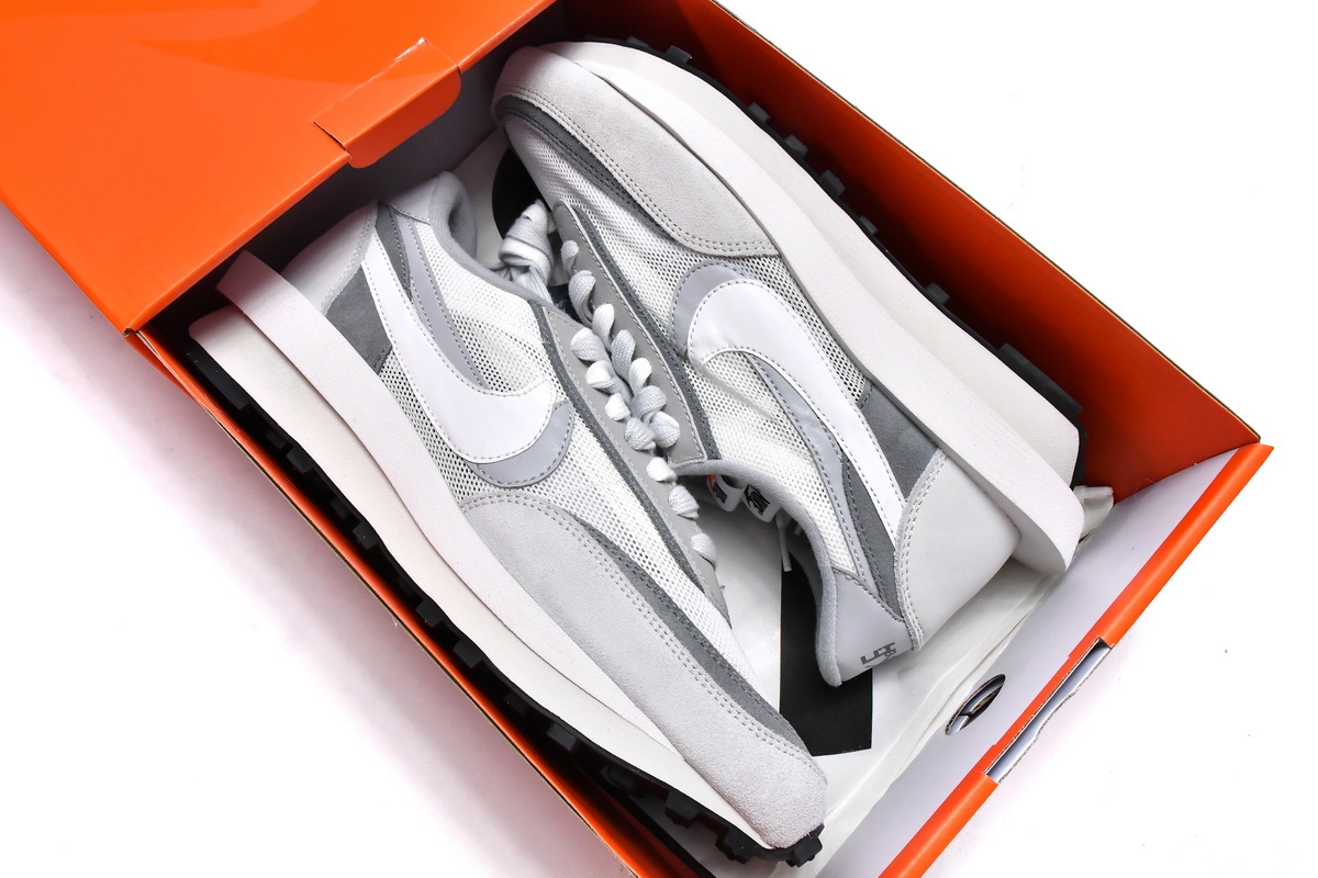 Sacai x Nike LDV Waffle Summit White BV0073-100