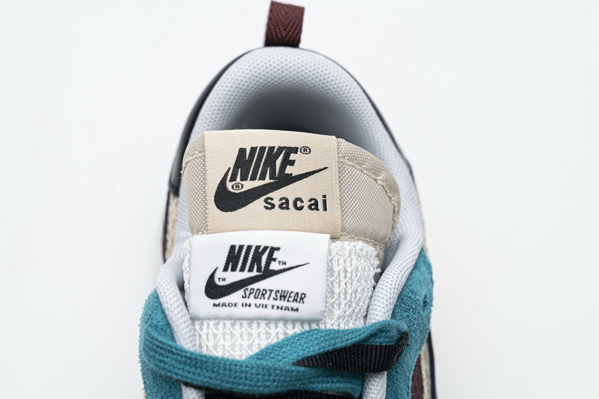 Sacai x Nike Pegasua Vaporfly String Black Villain Red CI9928-301