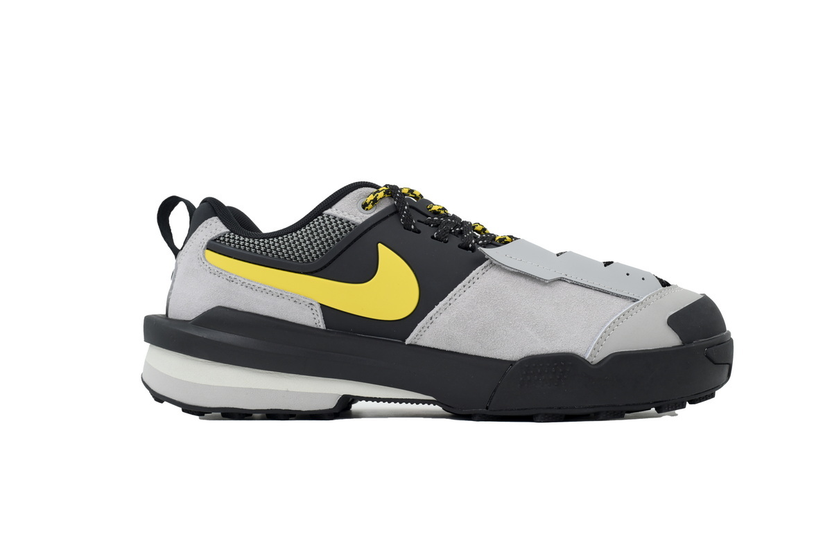 Sacai x Nike Zegamadome 'Matte Silver Tour Yellow' HQ8618-002