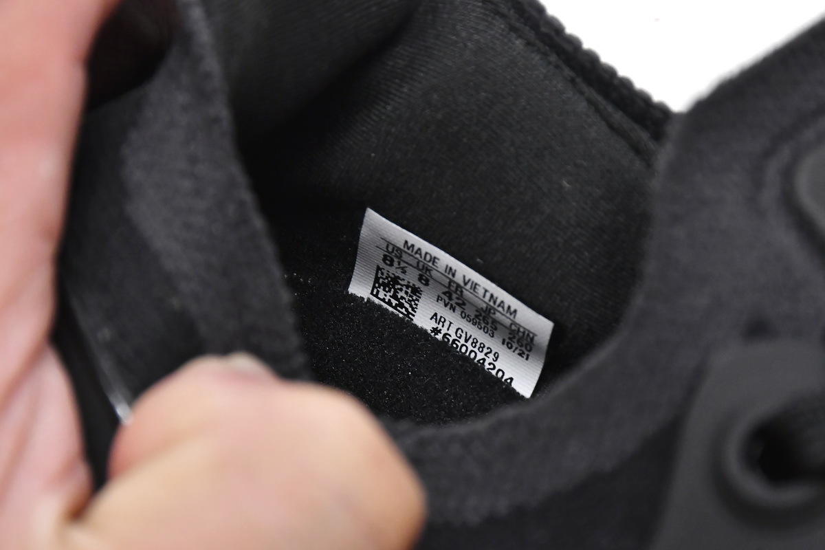 Adidas Ultra Boost 22 Black Gradient Yellow GV8829