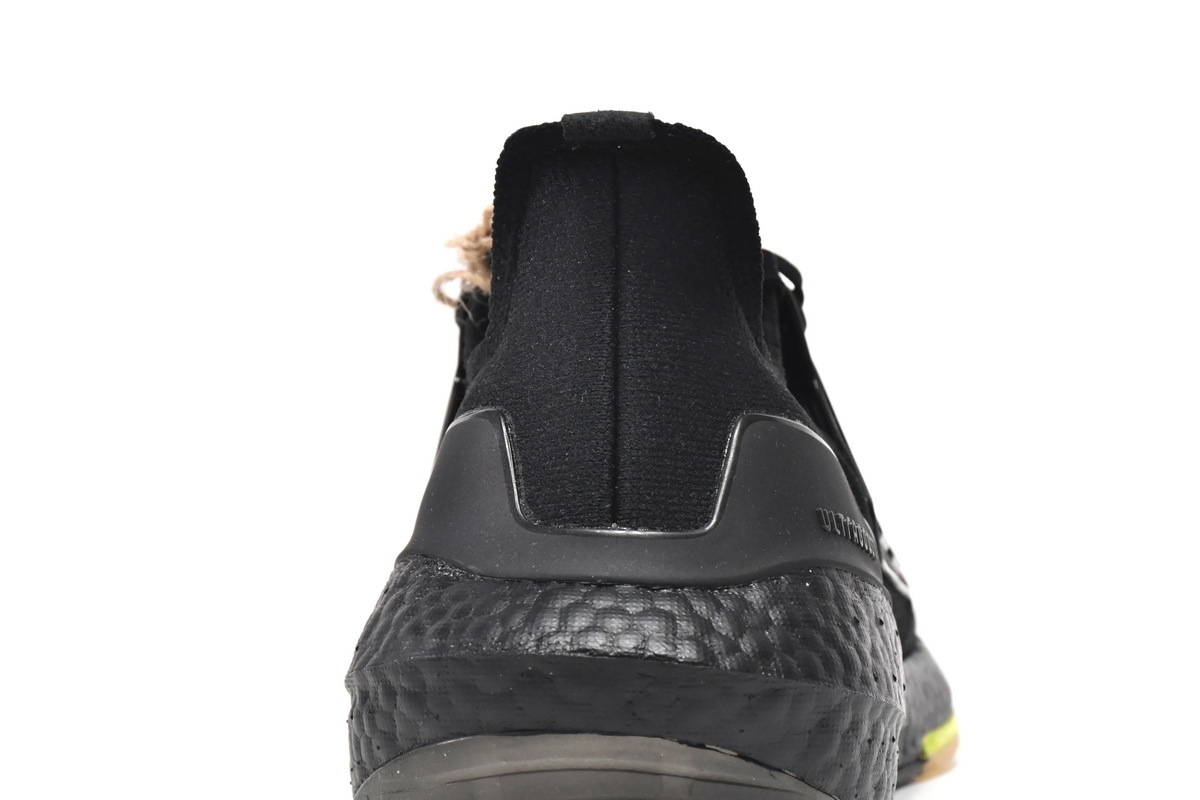 Adidas Ultra Boost 22 Black Solar Yellow GX5915