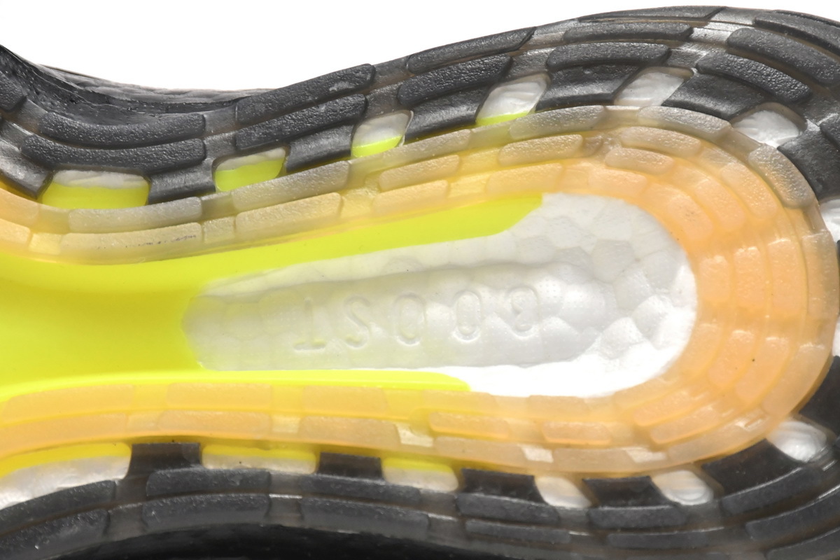 Adidas Ultra Boost 22 Black Solar Yellow GX5915