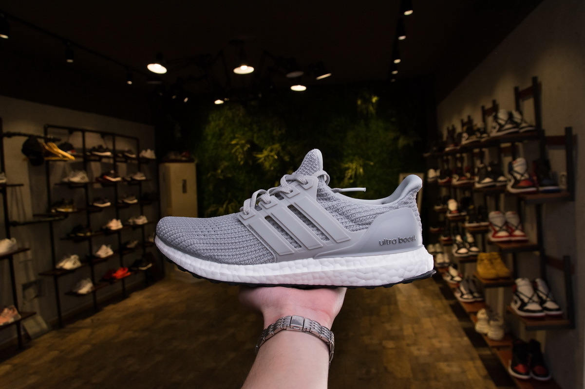 Adidas Ultra Boost 4.0 “Light Grey” BB6167
