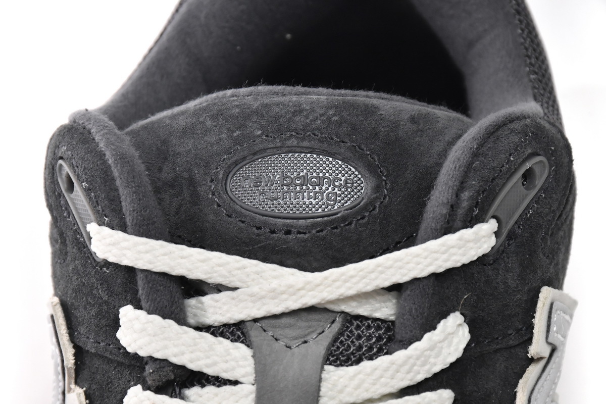 New Balance 2002R Grey Black M2002RHO
