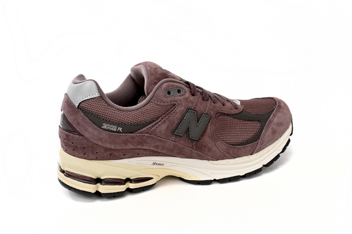 New Balance 2002R Sea Black Brown M2002RCD