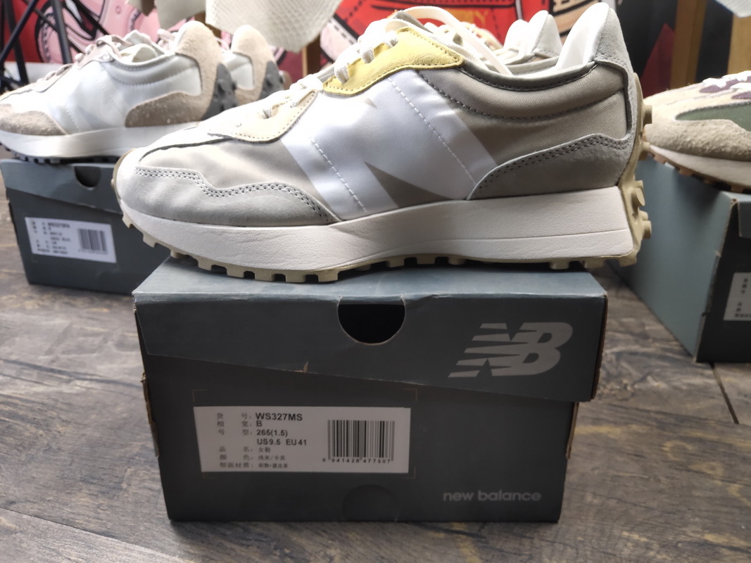 New Balance 327 Cream Coloured WS327MS