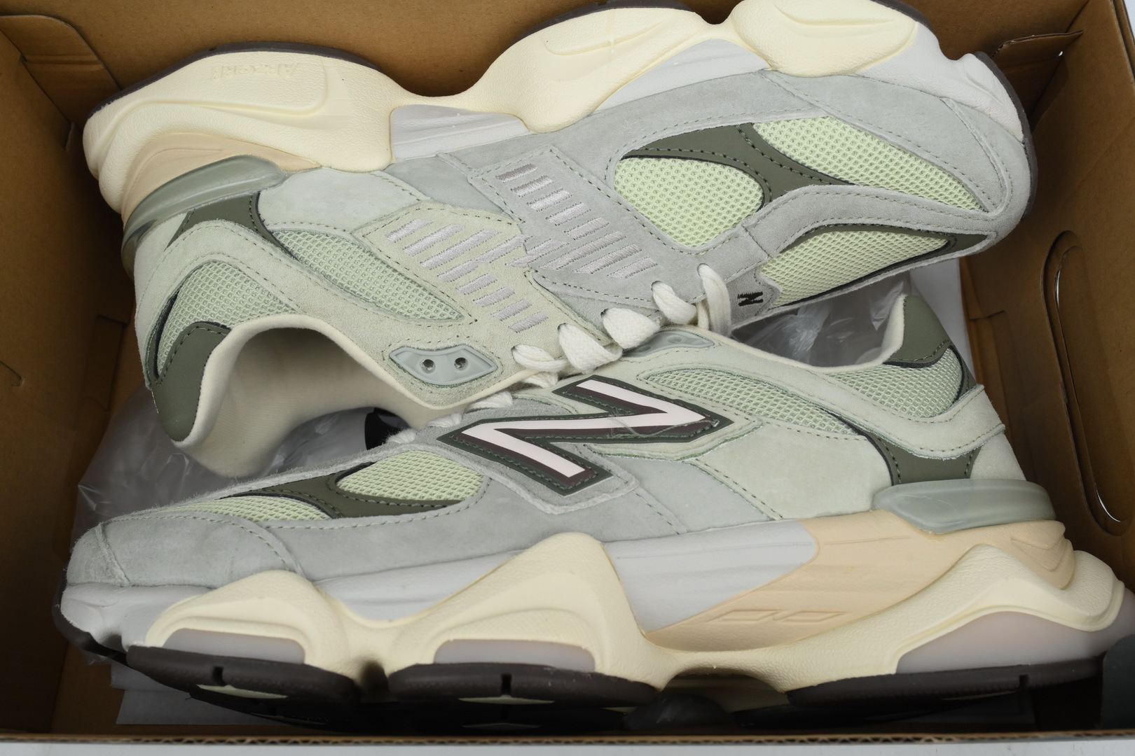 New Balance 9060 'Olivine' U9060EEC