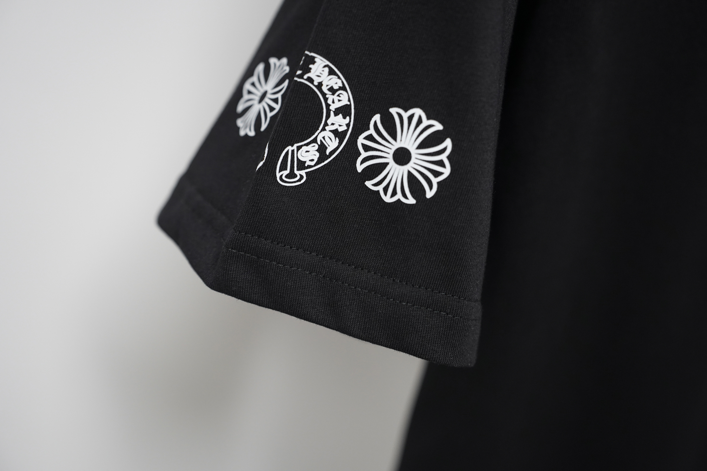 Chrome Hearts T-Shirt 2202 Black White P130