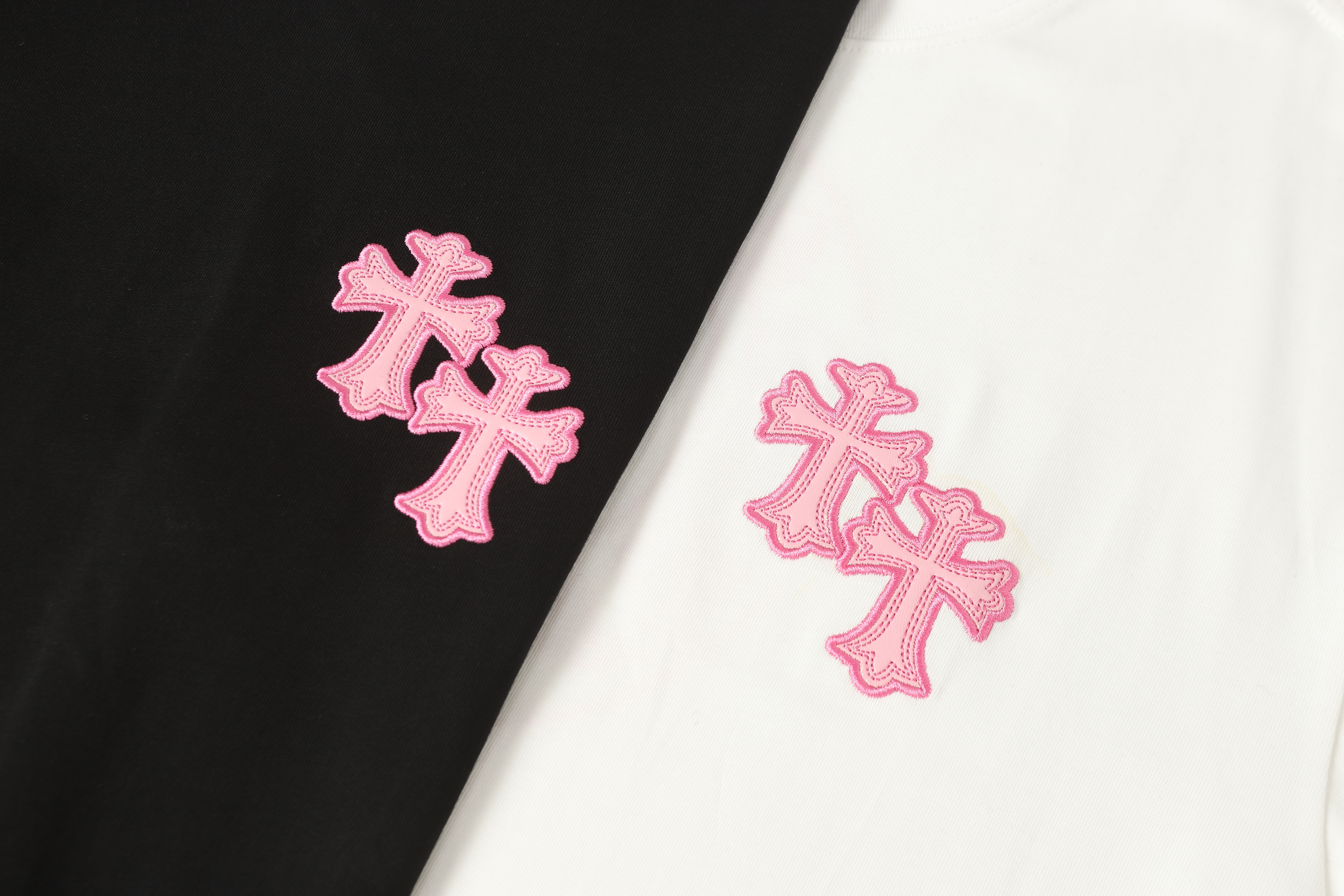 Chrome Hearts T-Shirt 2207 Black White Pink P130