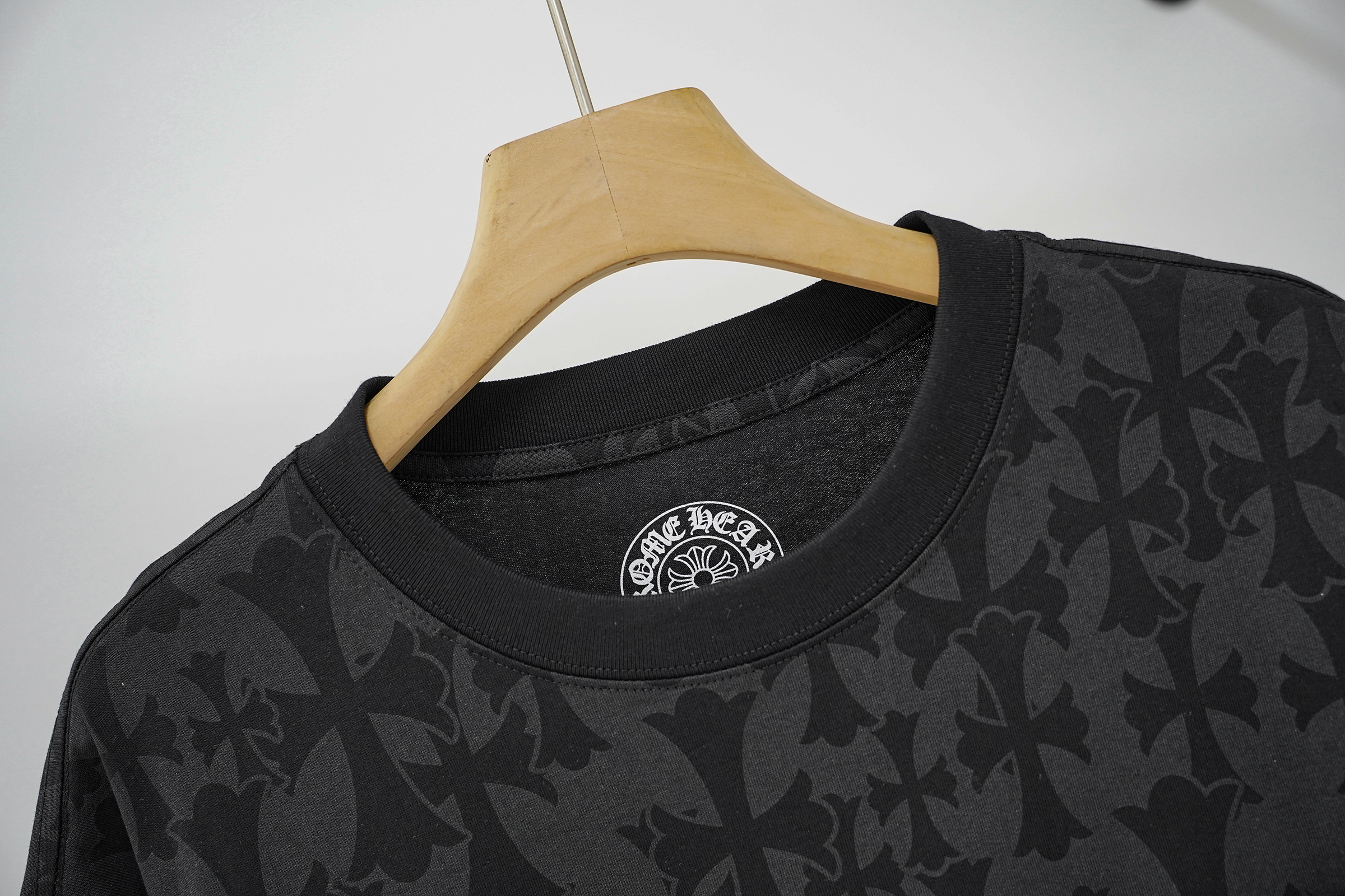 Chrome Hearts T-Shirt 2250 Dark Pattern P130