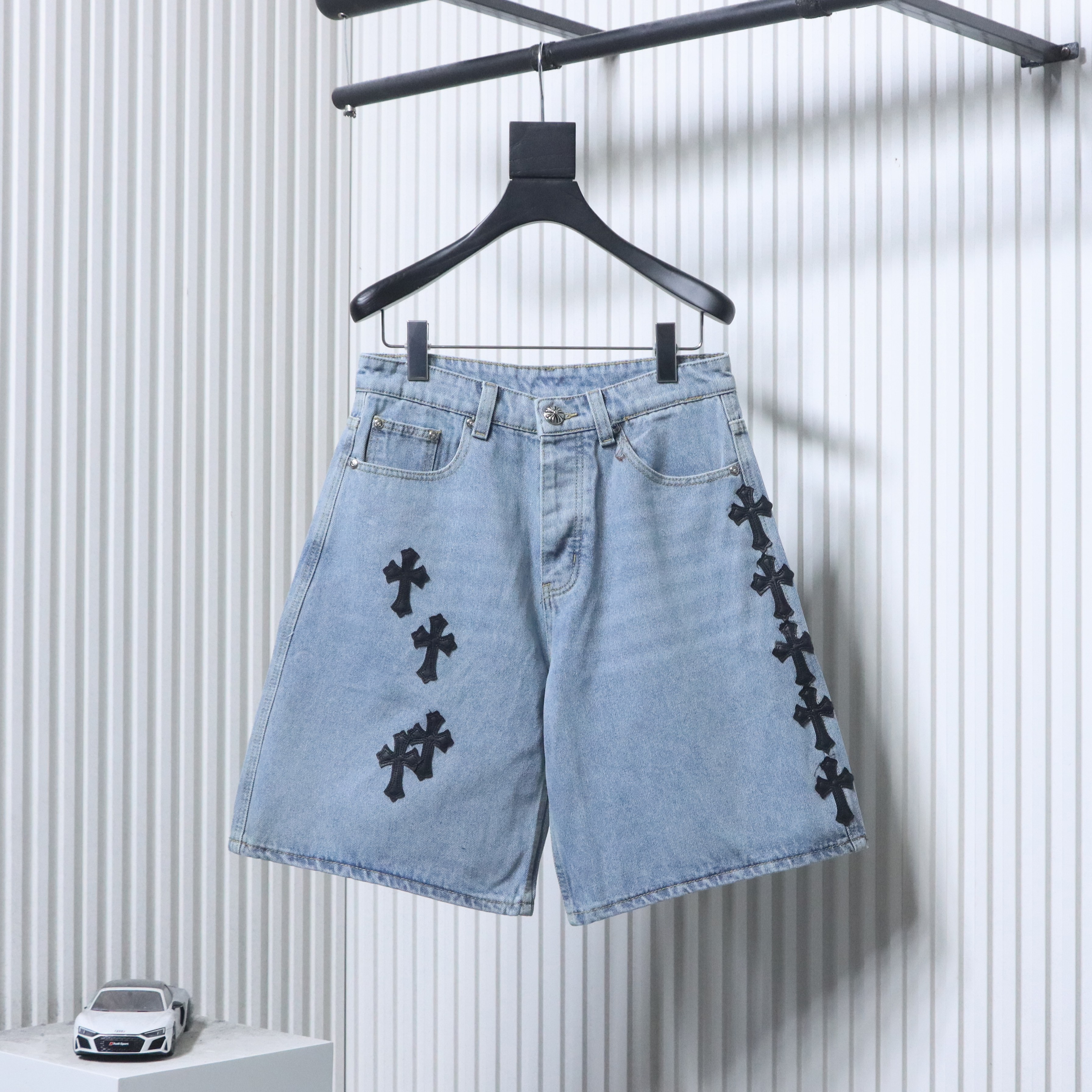 Chrome Hearts Cross Leather Patch Applique Embroidery Cargo Denim Shorts 2 h180
