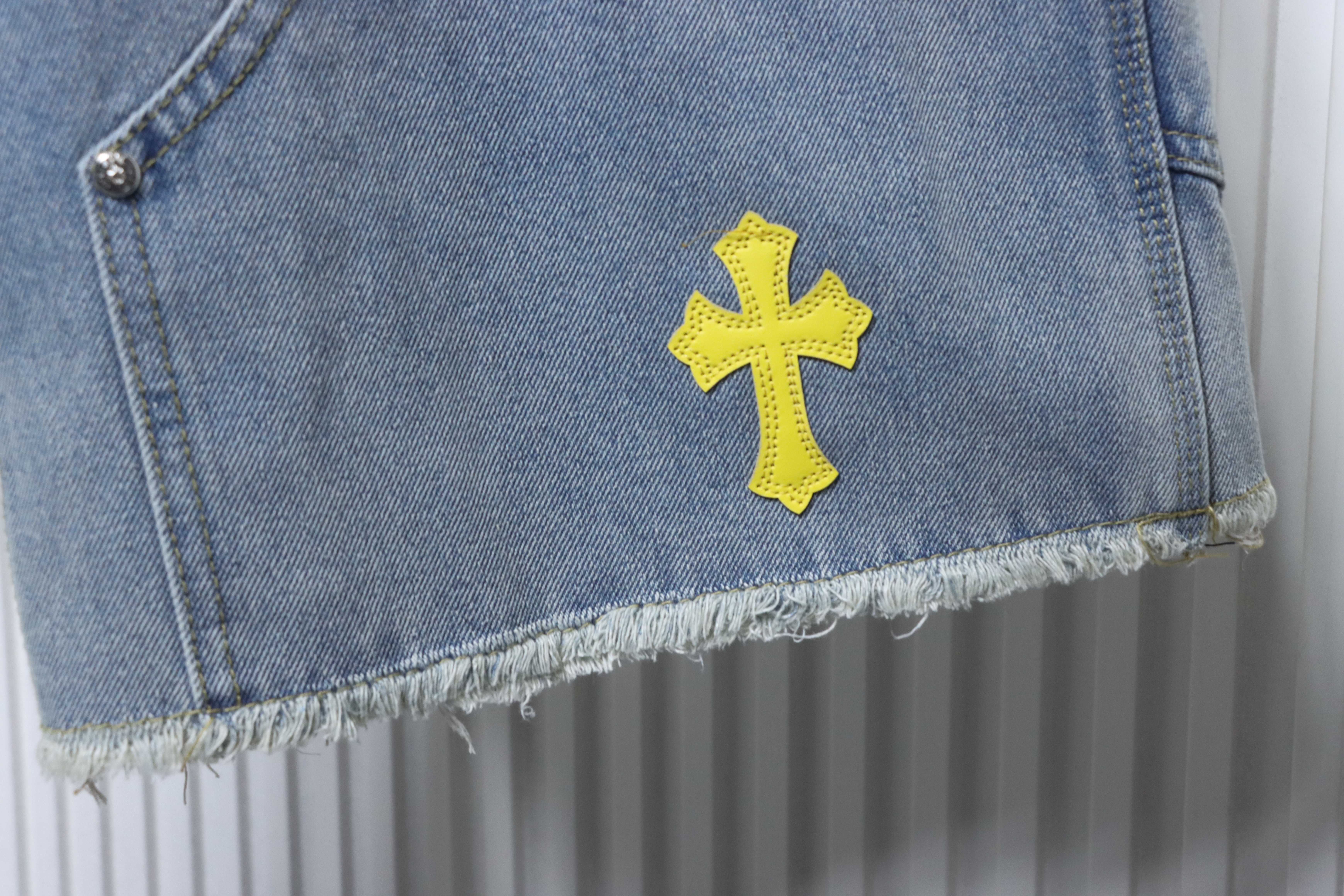Chrome Hearts Cross Leather Patch Applique Embroidery Cargo Denim Shorts 5 h180