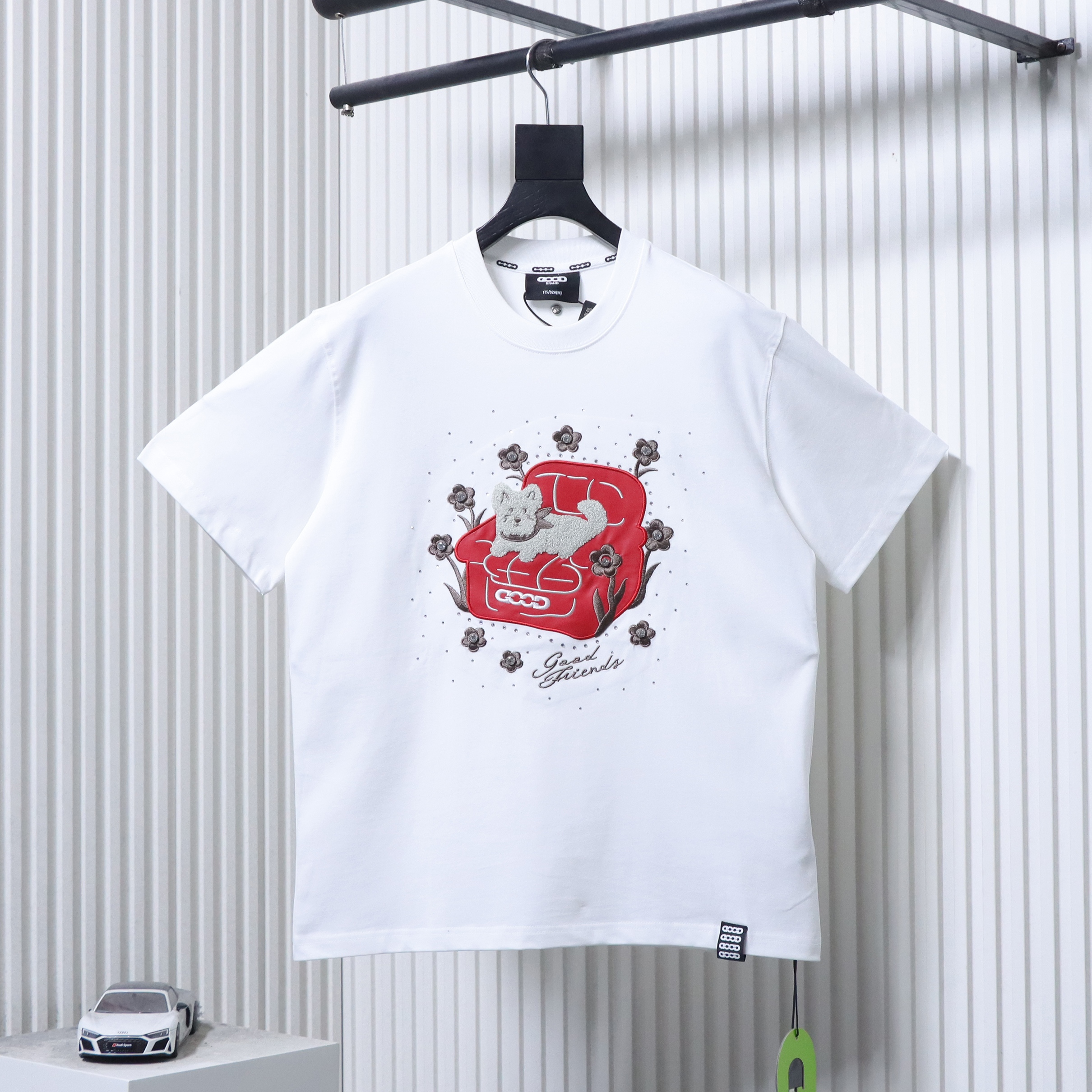 Goodbrand 26SS Sofa Cat Short-Sleeve T-Shirt h160