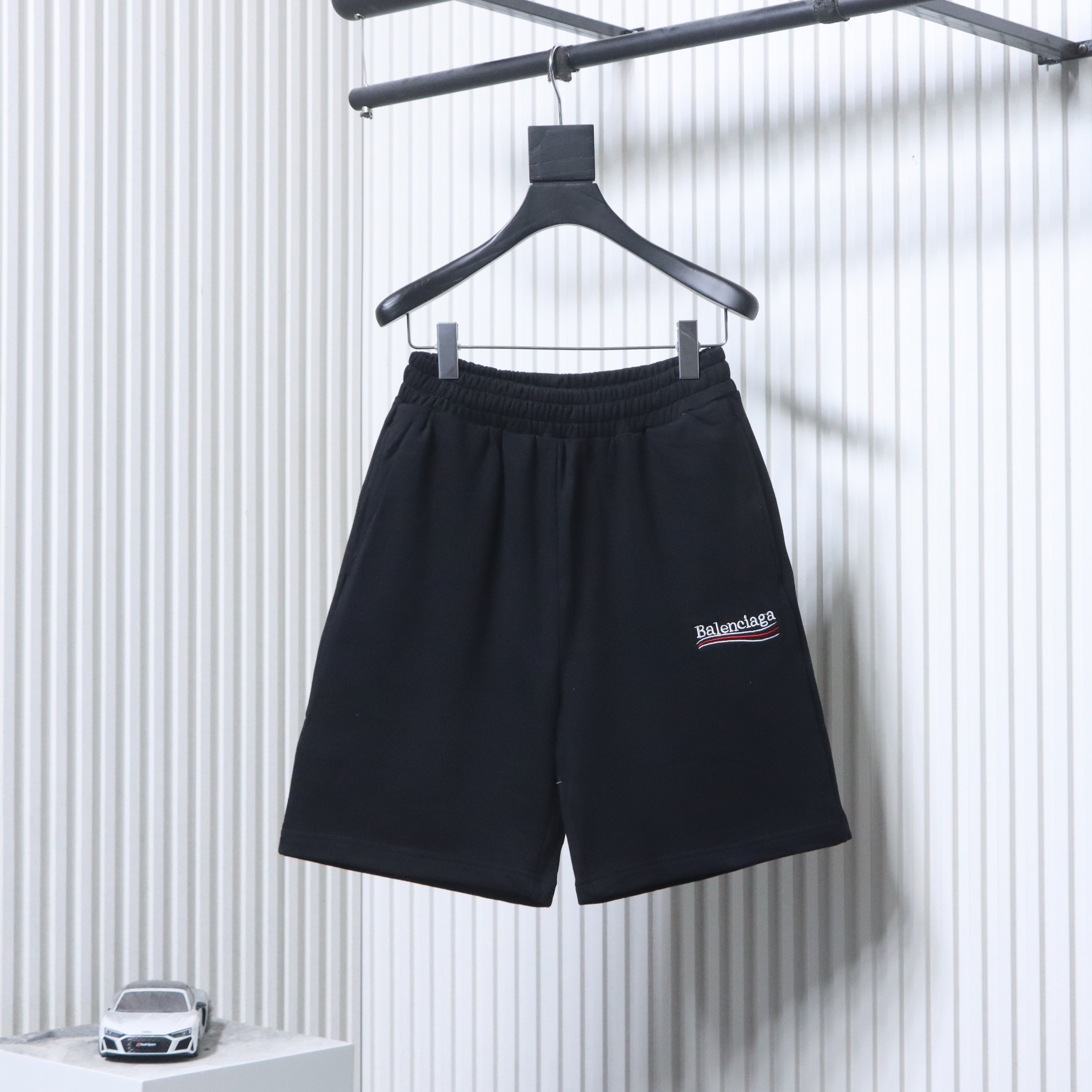 Balenciaga 24FW Embroidered Coke Shorts h180