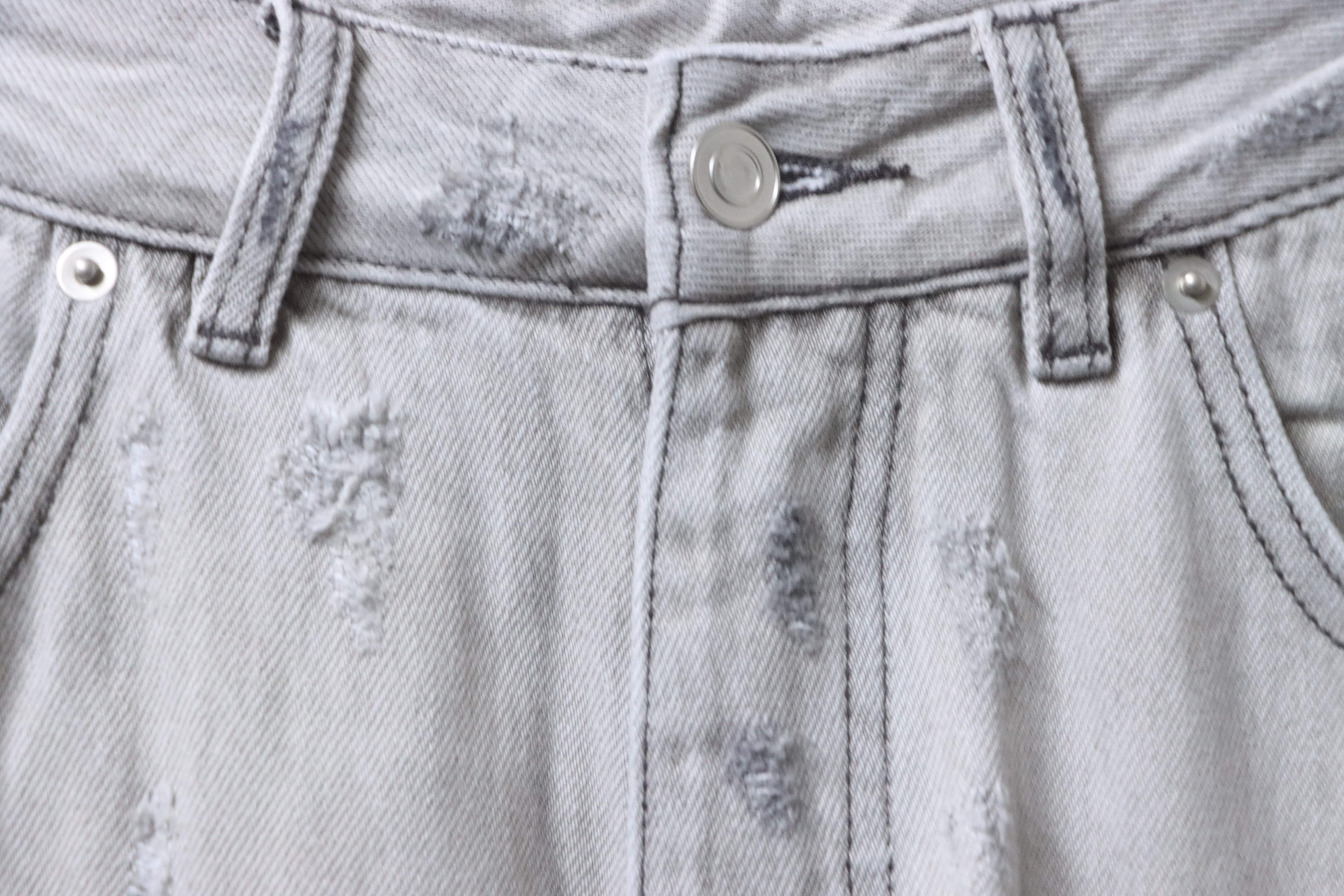 Balenciaga 24FW White Destroyed Slash Jeans h310
