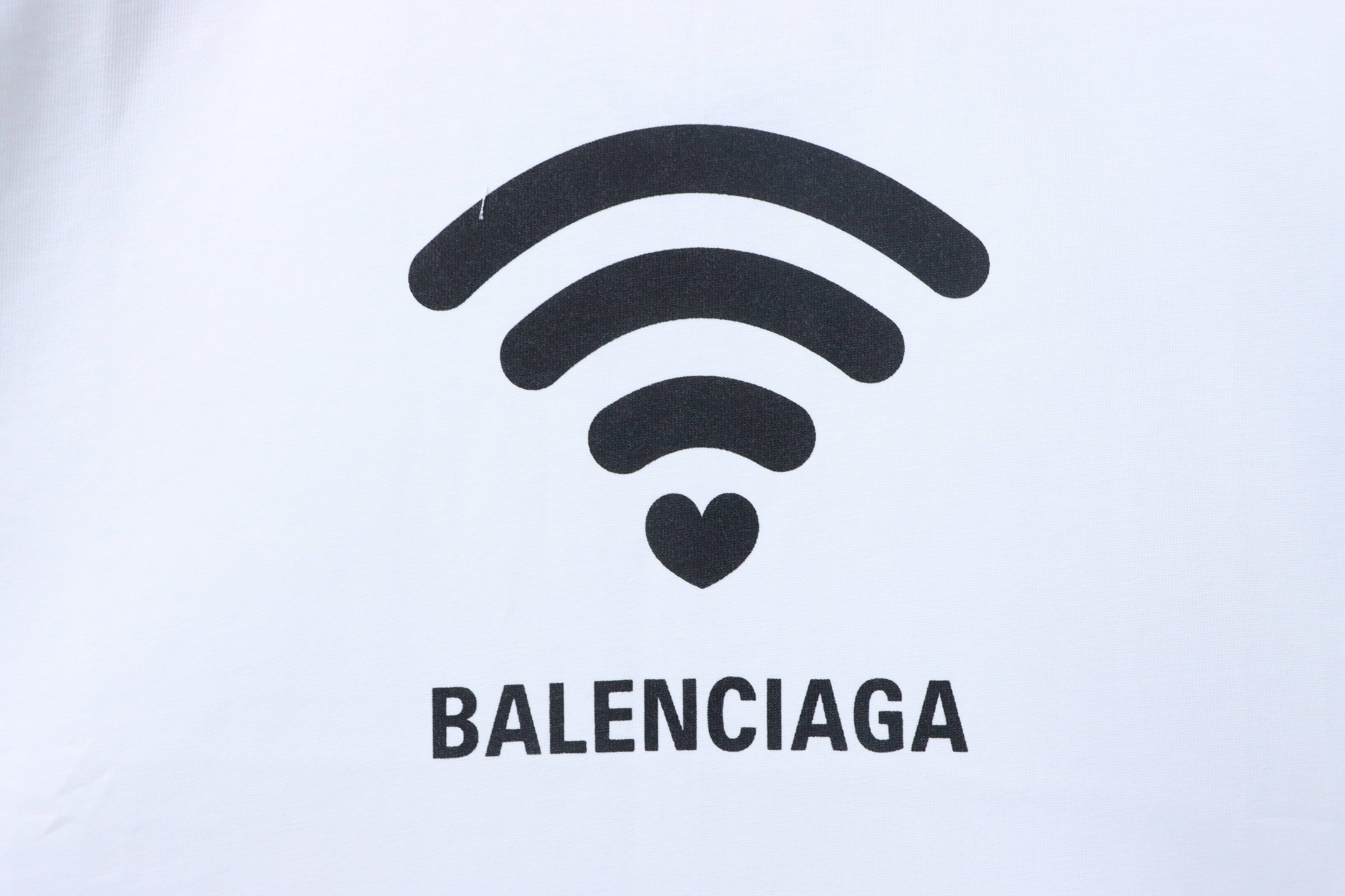 Balenciaga 24SS New 520 Limited WiFi Heart T-shirt h140