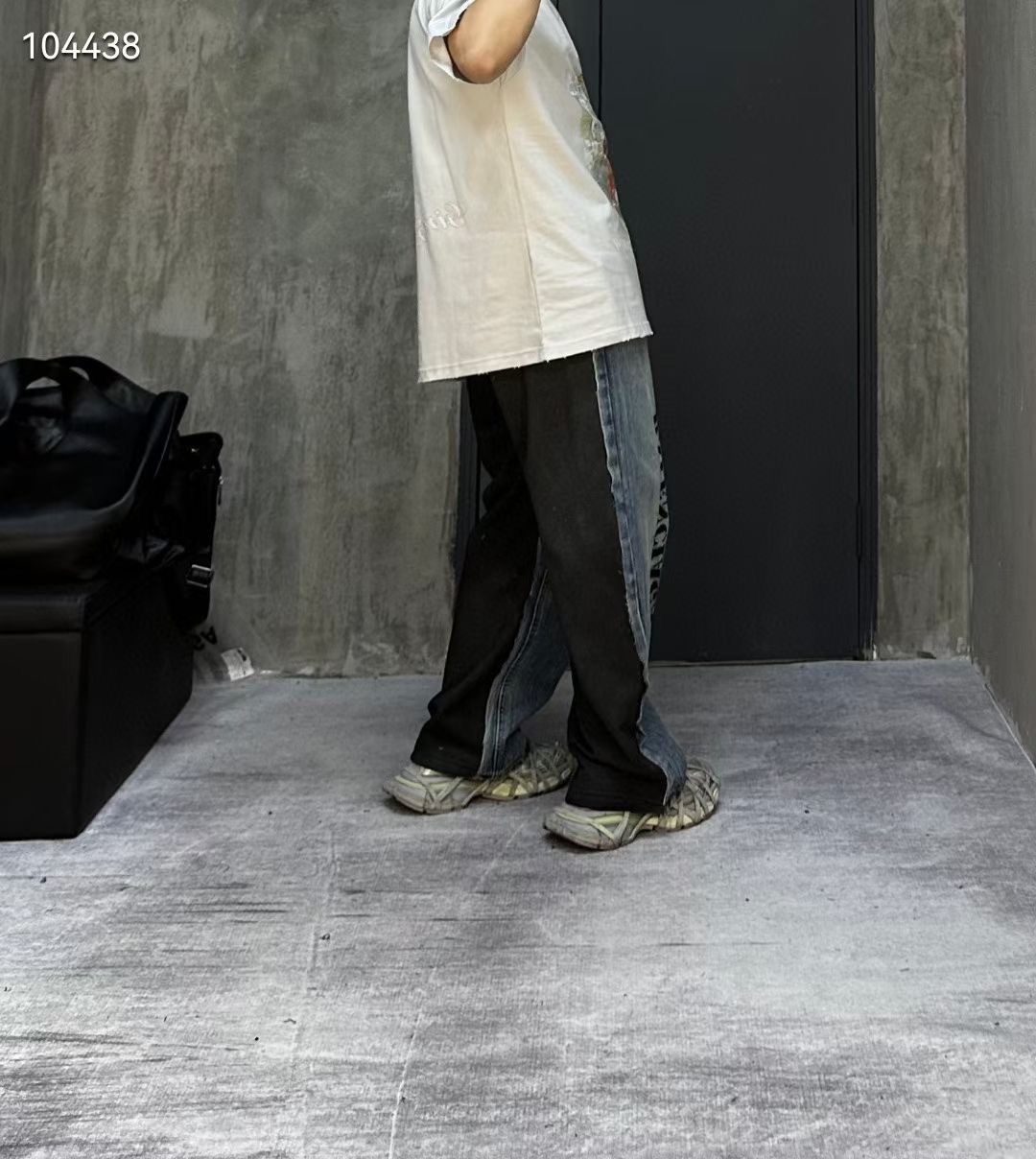 Balenciaga 24SS Spliced Blue Floral Grey Denim Jeans h310