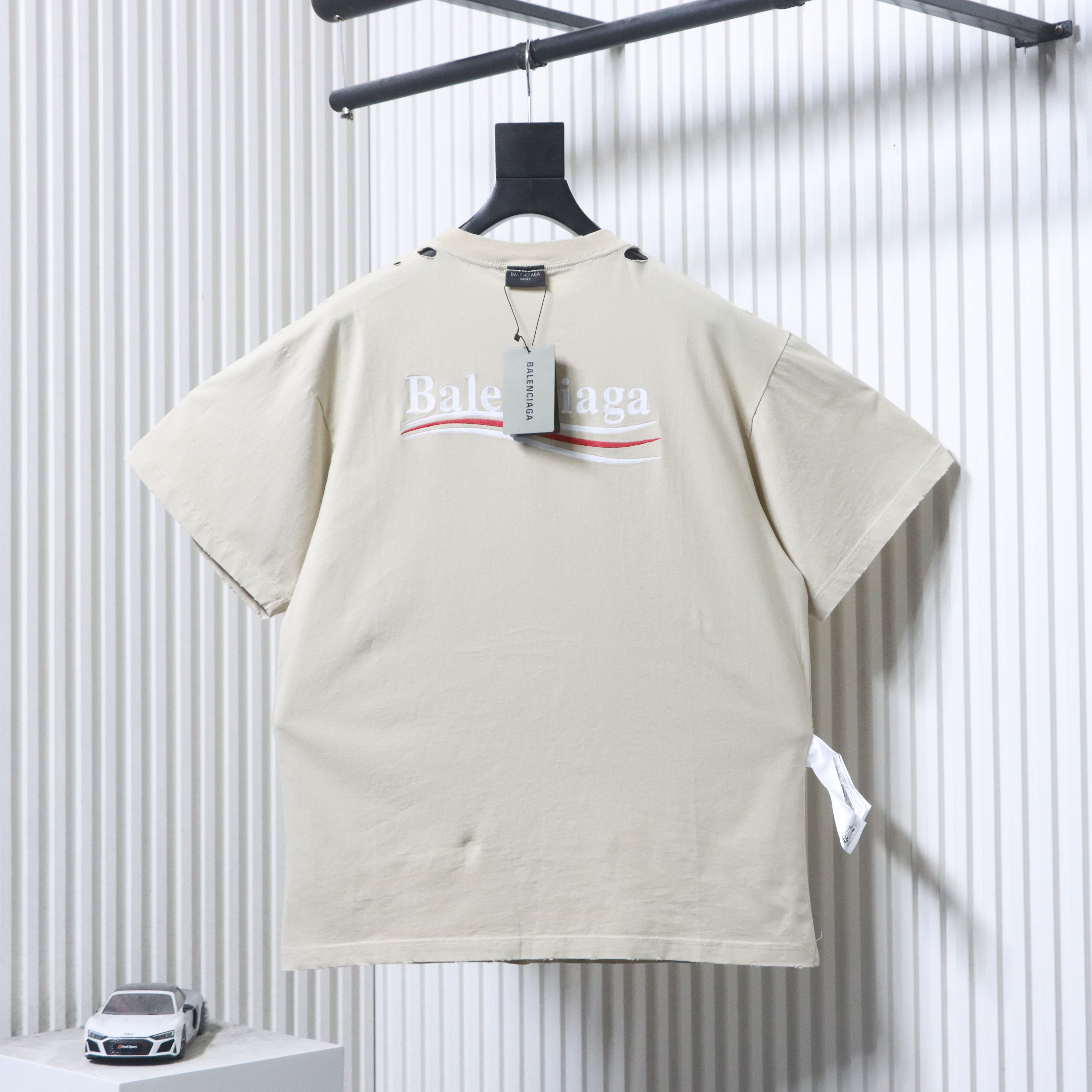 Balenciaga 25SS Reversible Coke Embroidered T-shirt h190