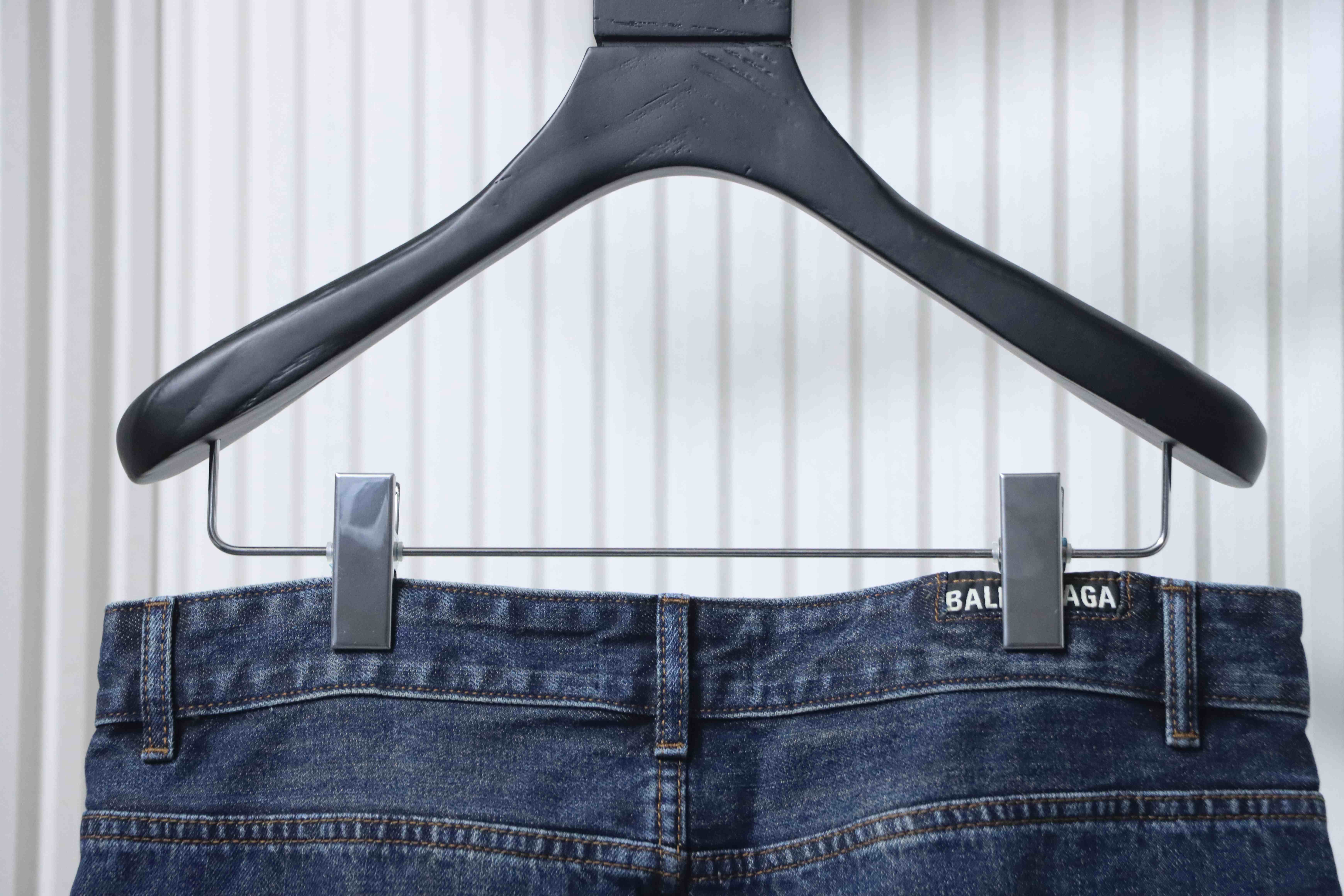 Balenciaga 25SS Vintage Washed Blue Flared Jeans h310