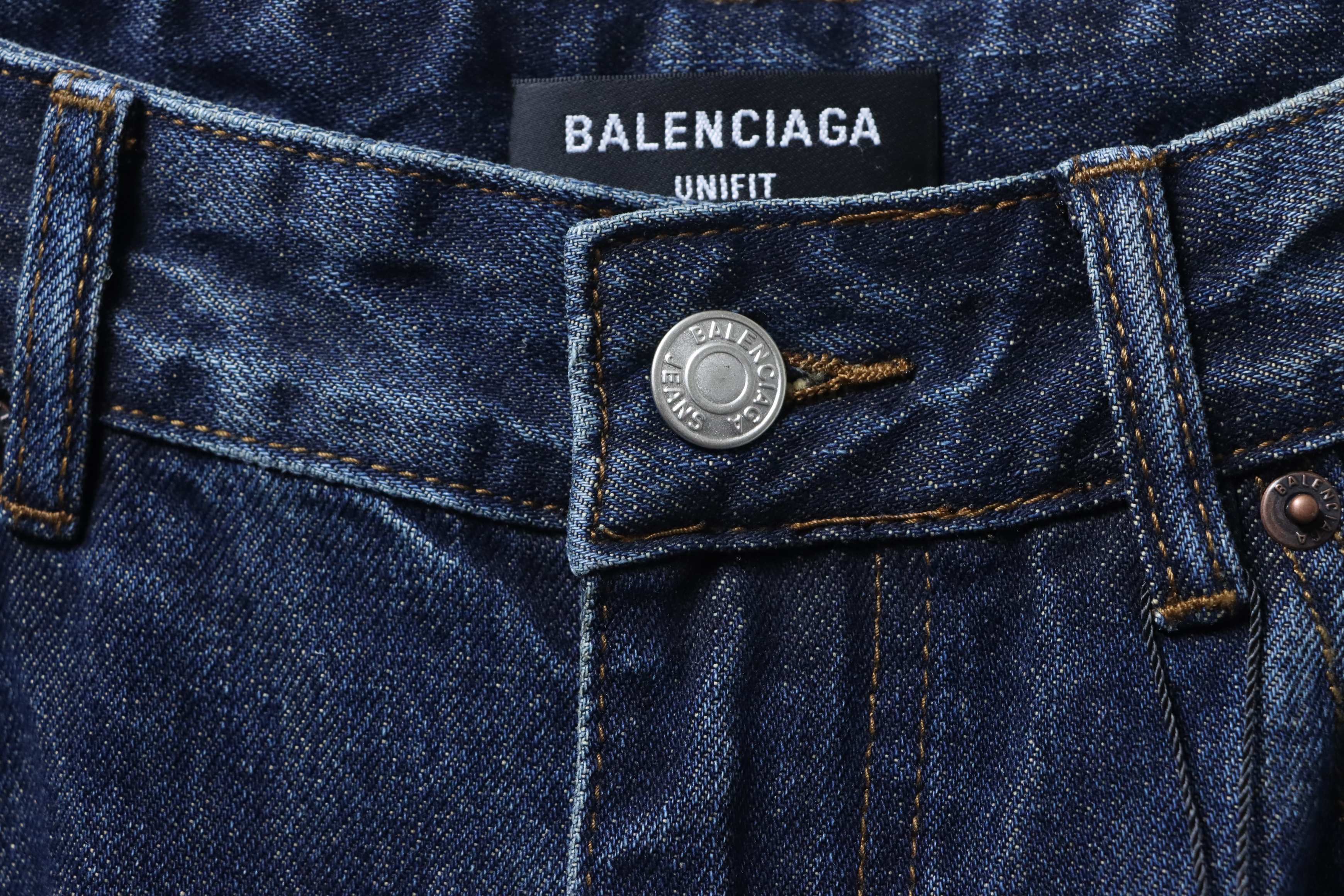 Balenciaga 25SS Vintage Washed Blue Flared Jeans h310