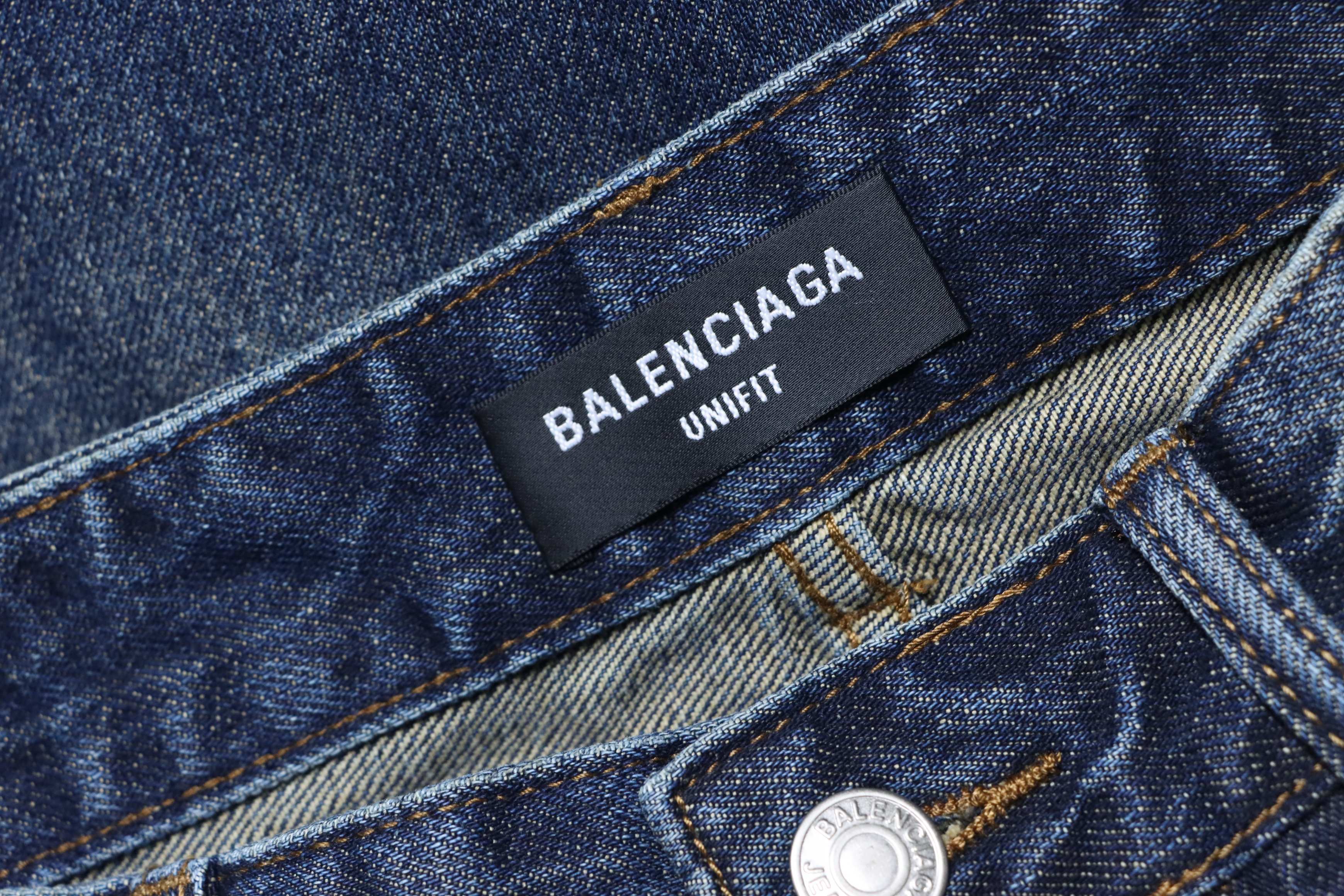 Balenciaga 25SS Vintage Washed Blue Flared Jeans h310
