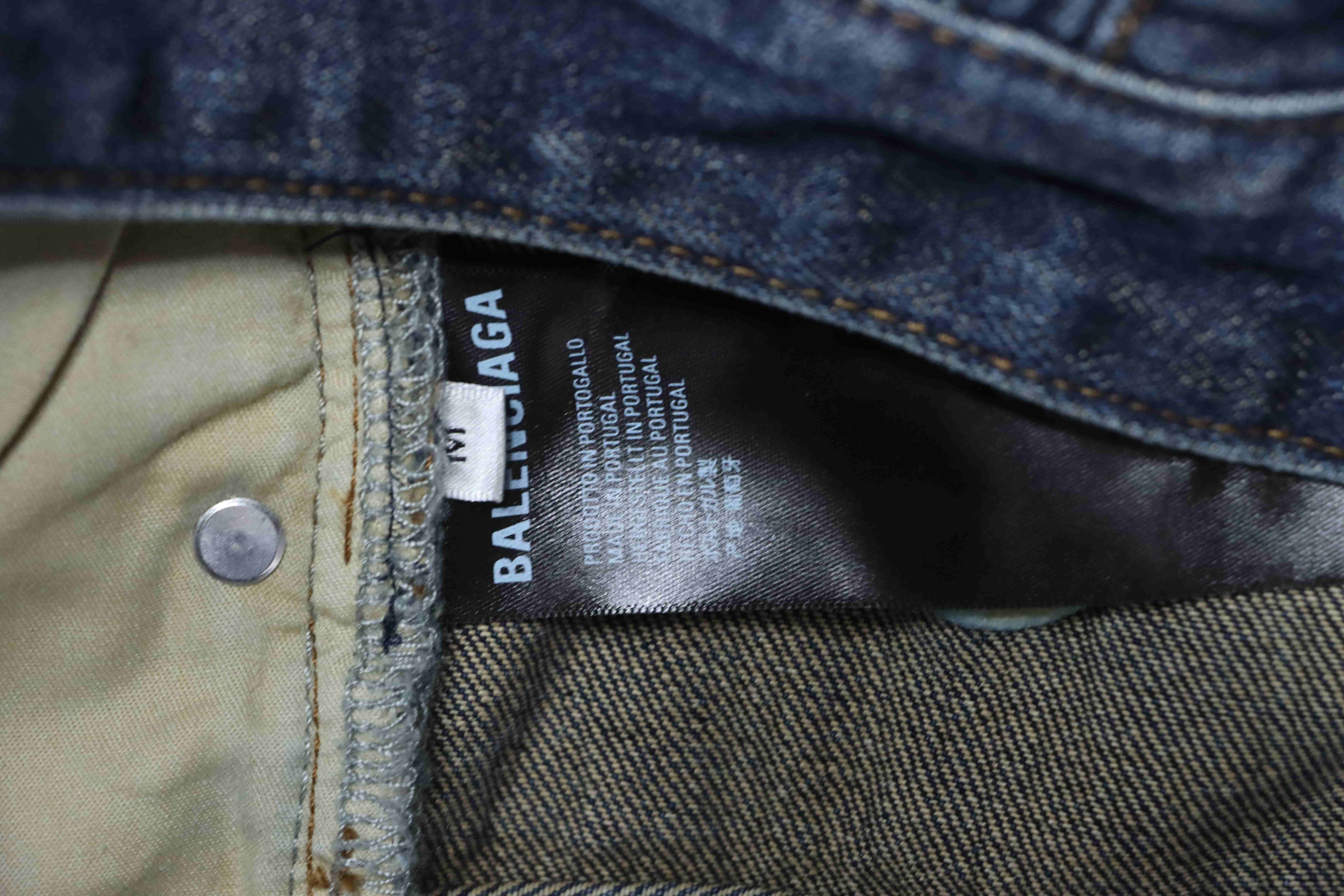 Balenciaga 25SS Vintage Washed Blue Flared Jeans h310