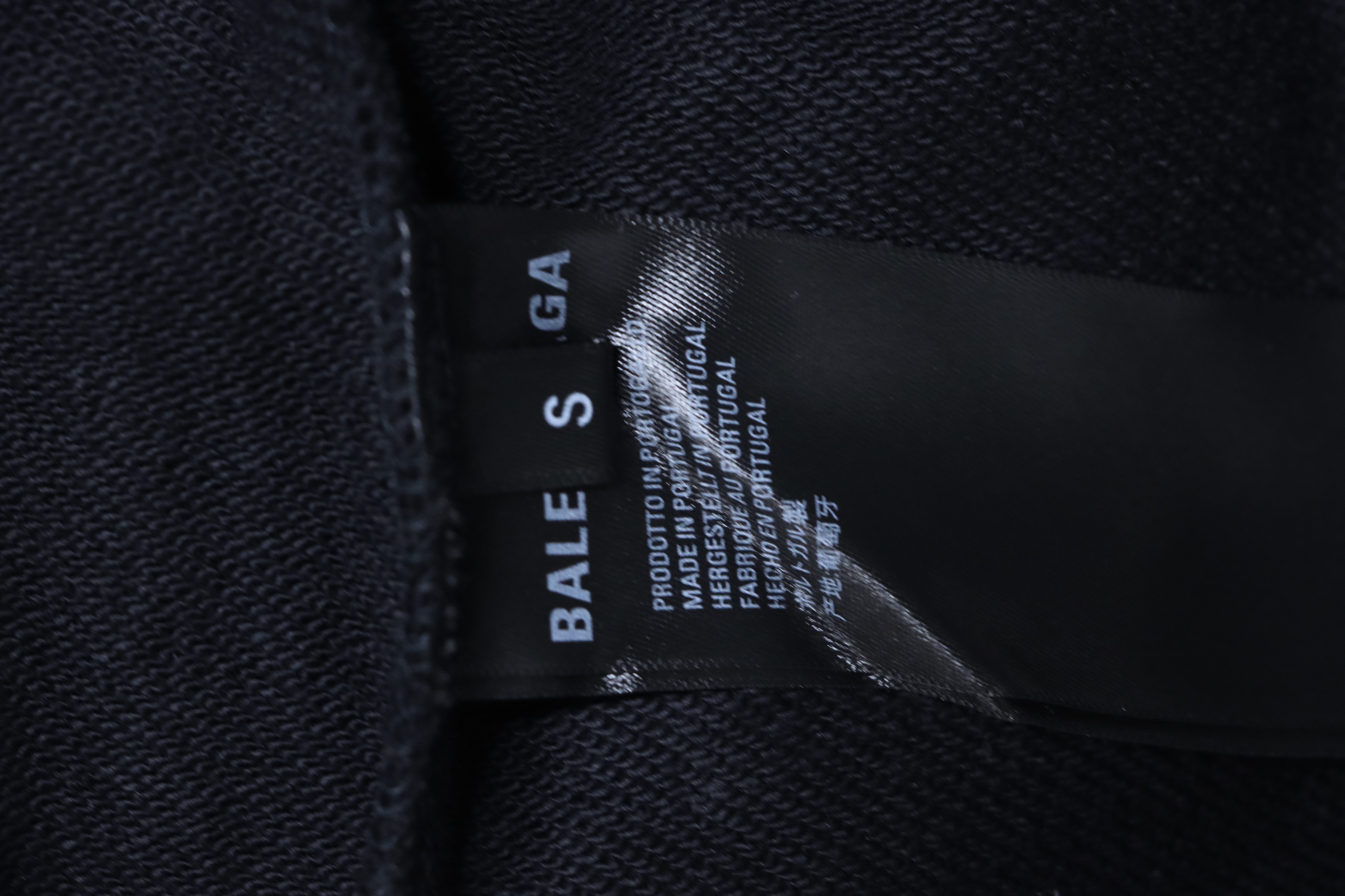 Balenciaga 26SS Classic Engraved Logo Metal Buckle Shorts h210