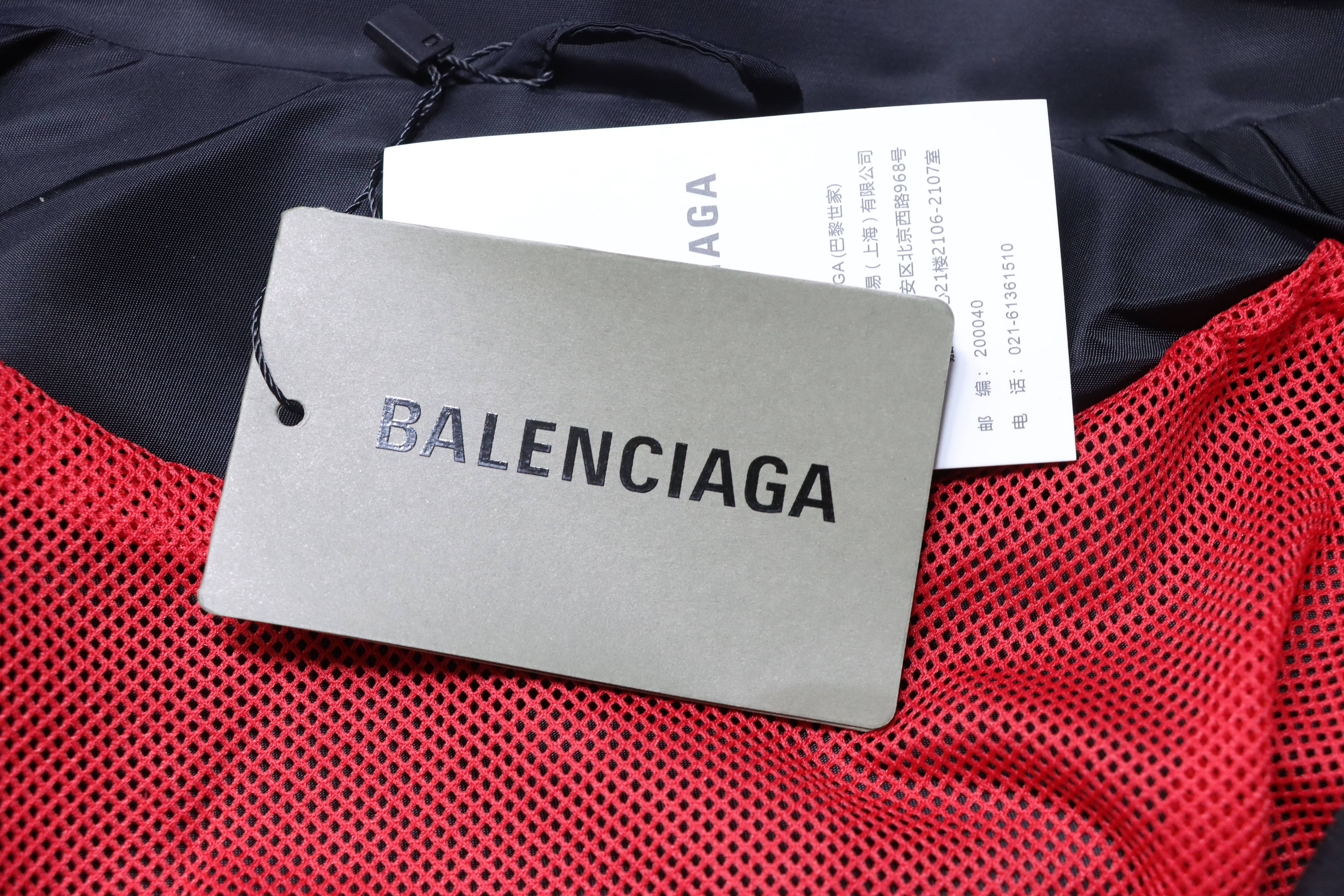 Balenciaga 26SS NBA Collaborative Knicks Waterproof Zip-Up Coach Jacket h270