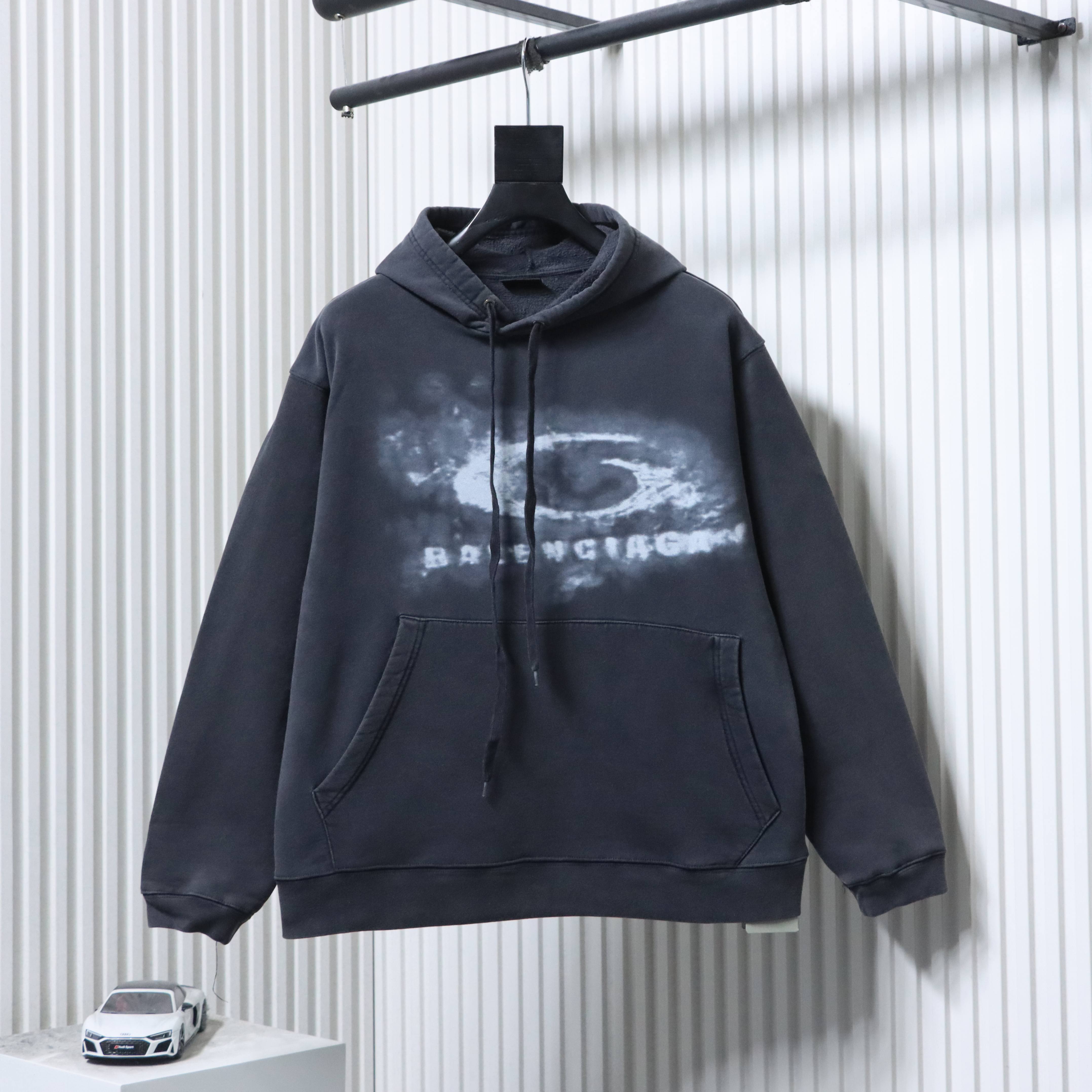 Balenciaga 26SS Washed Haze Printed  Sweatshirt h270