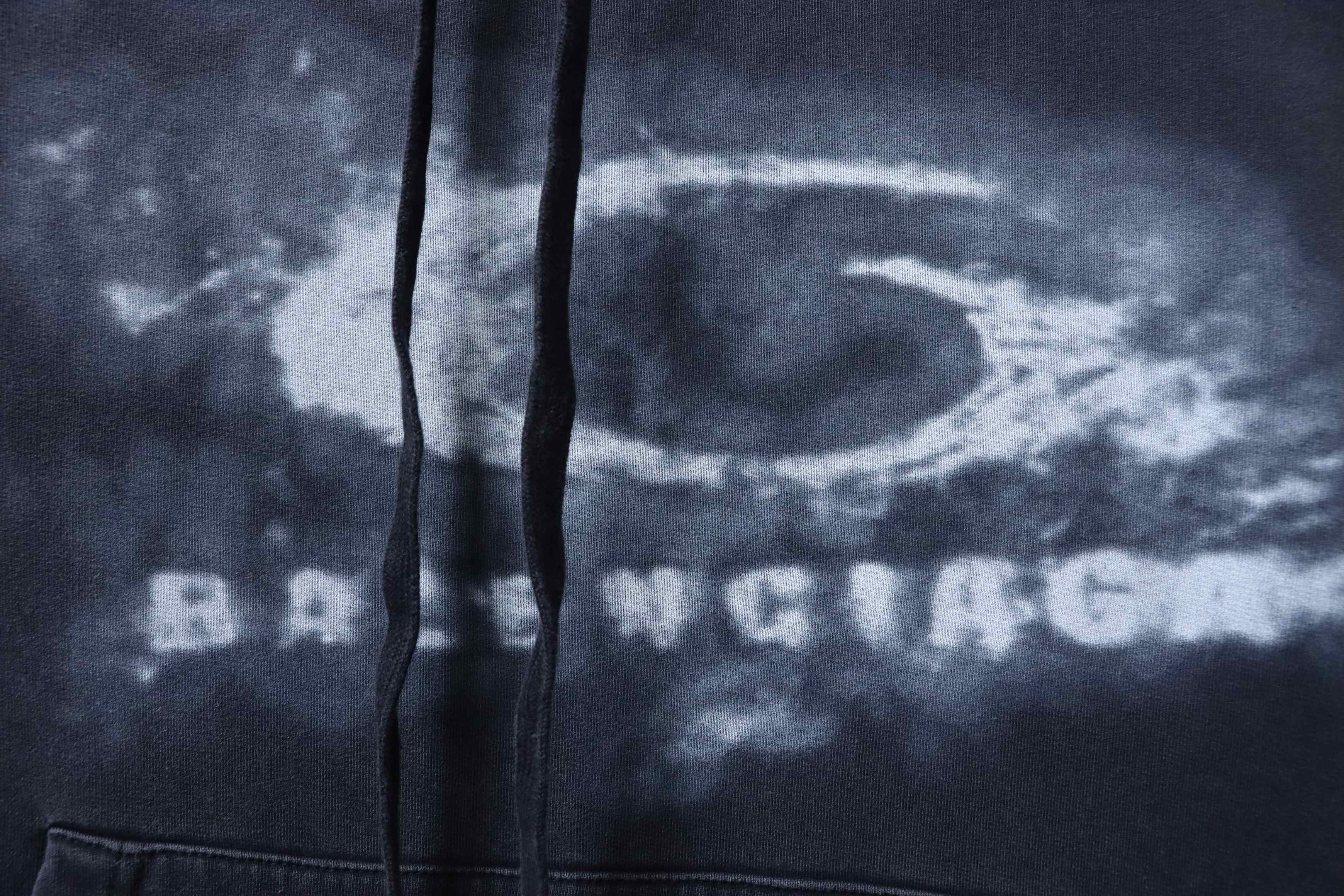 Balenciaga 26SS Washed Haze Printed  Sweatshirt h270