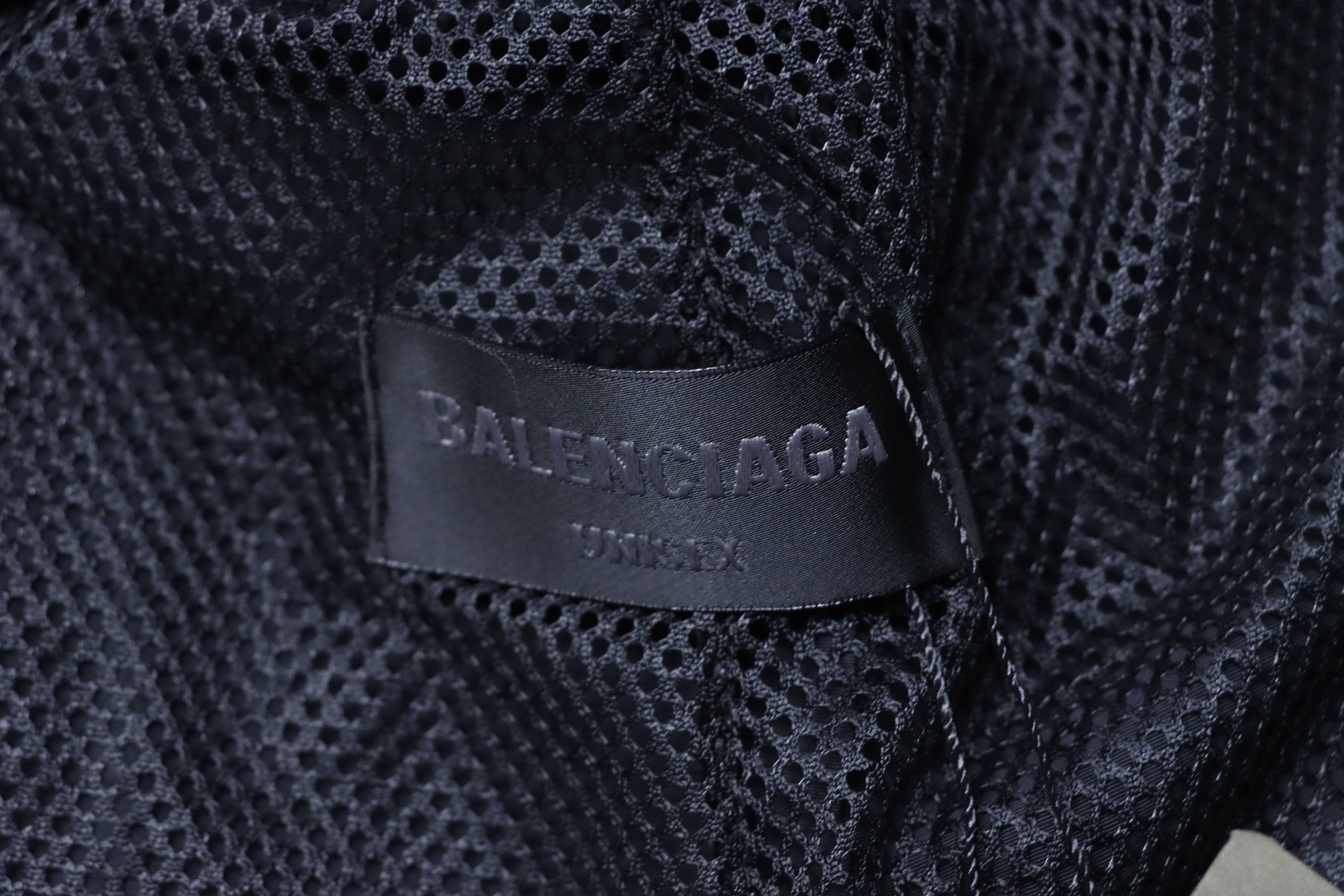 Balenciaga 3 26SS 3M Manchester United Embroidered Tracksuit Pants h250